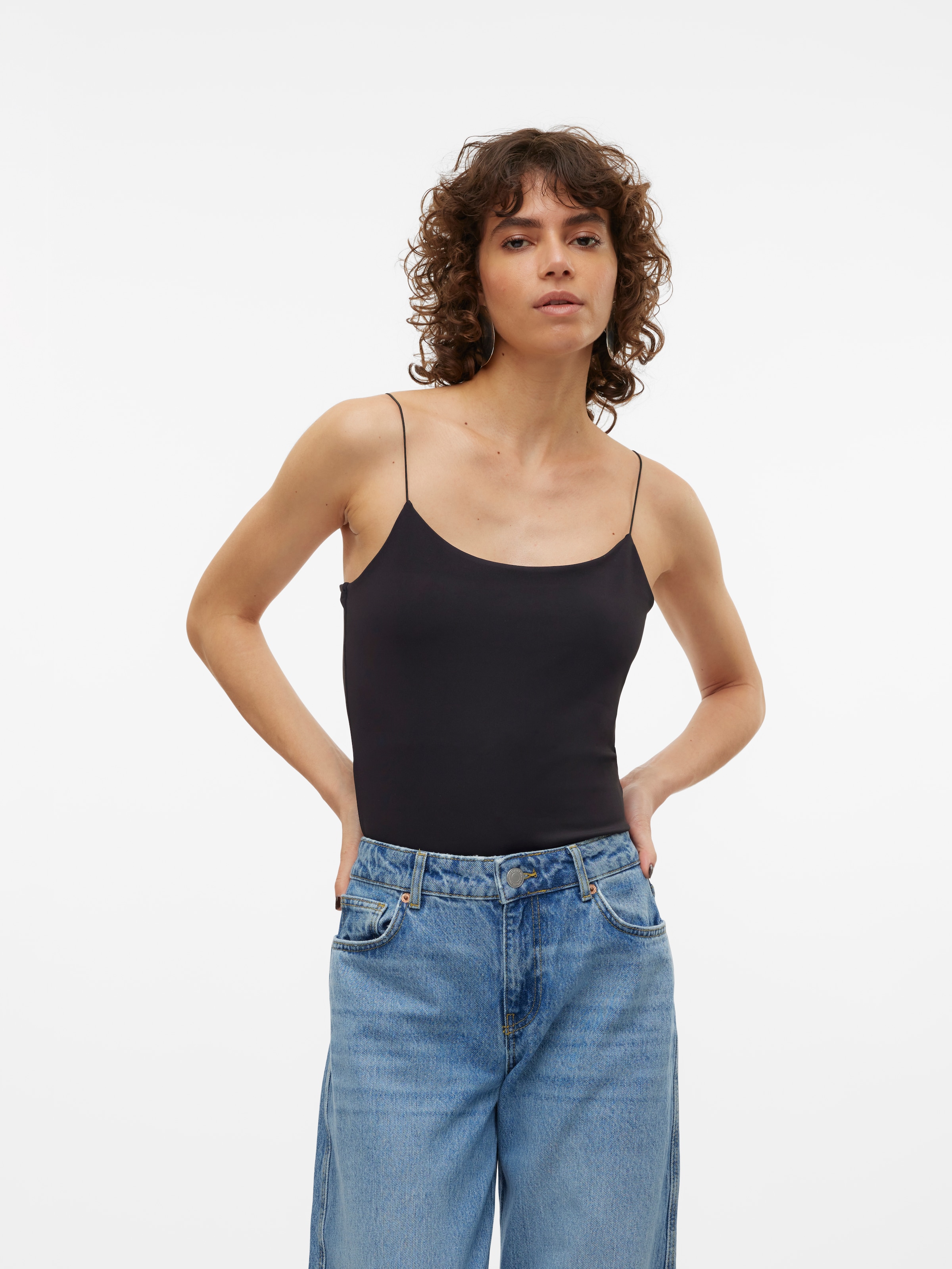 Vero Moda Top à bretelles spaghetti »VMMILLION SHORT SINGLET TOP JRS NOOS« Materialmix