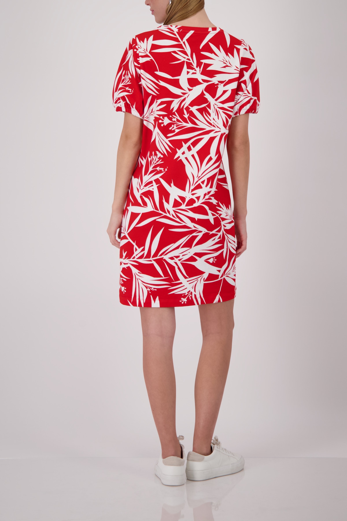 Monari Robe t-shirt »Kleid Blätter allover« Sans poche coupe régulière avec motif feuilles