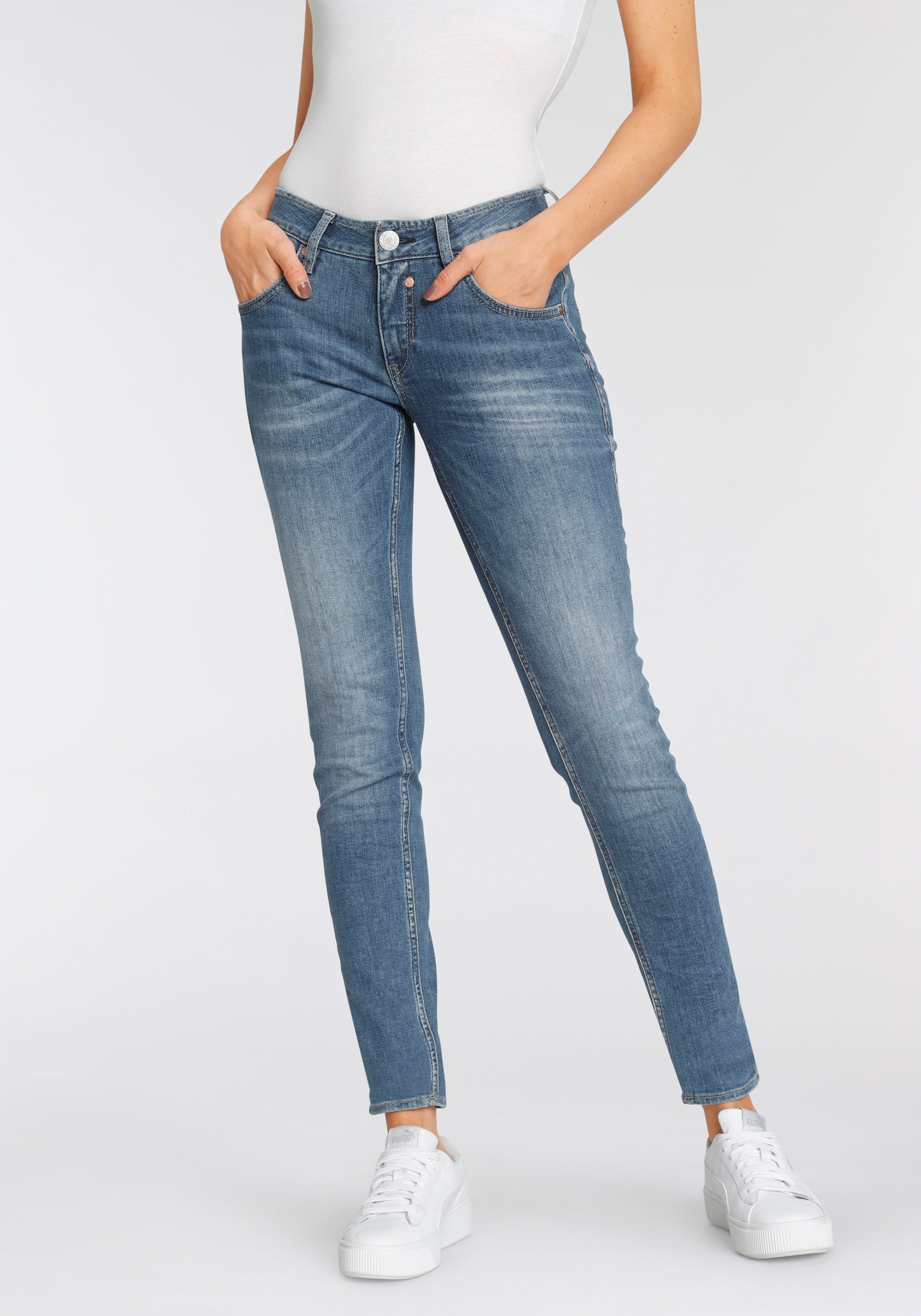 Image of Herrlicher Slim-fit-Jeans »DORO POWERSTRETCH«, High Performance Denim bei Ackermann Versand Schweiz