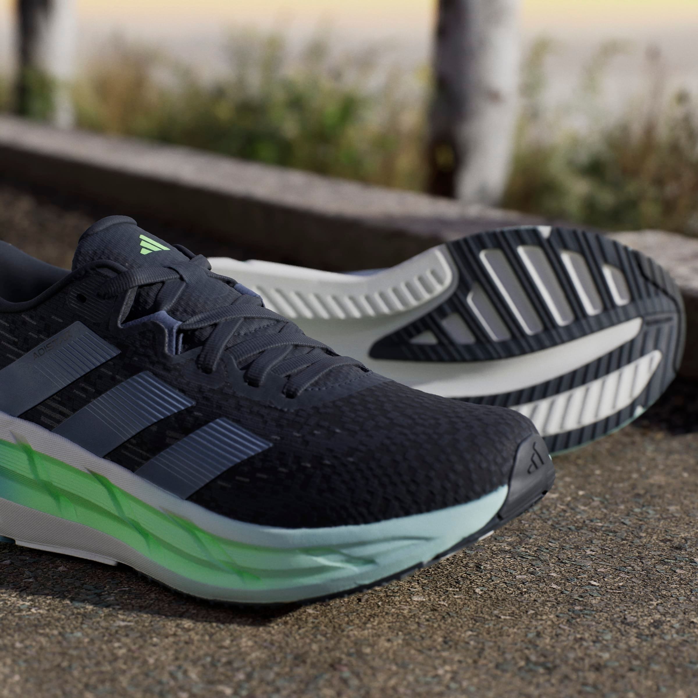 adidas Performance Chaussure de course »ADISTAR 4«