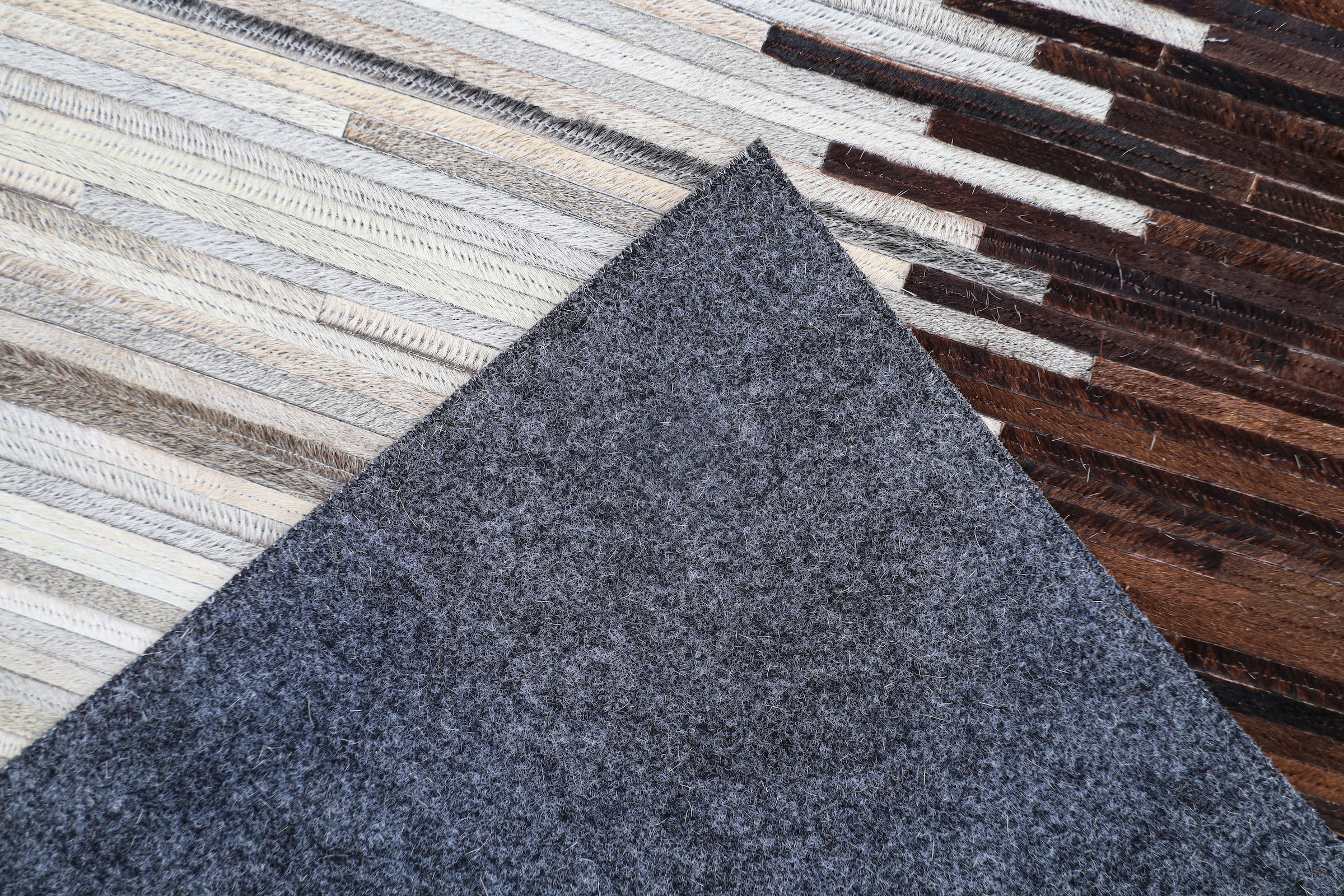 Myflair Möbel & Accessoires Tapis en fourrure »Urban Hide, echtes Rinderfell« Rectangulaire 10 mm Höhe fait main, produit naturel, structure naturelle & look premium