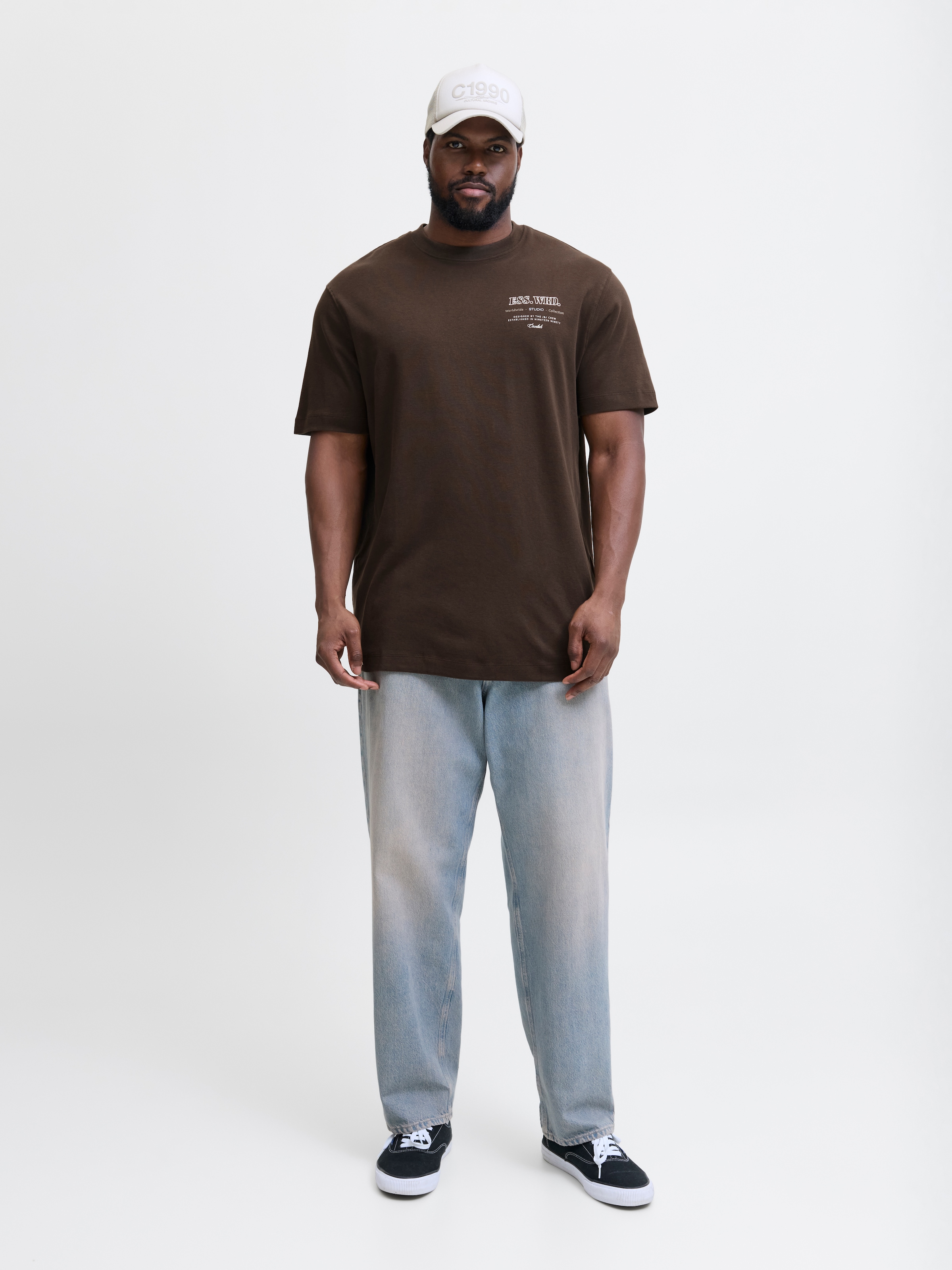 Jack & Jones PlusSize T-Shirt »JJEURBAN EDGE STUDIO TEE SS SN PLS«, mit Logobranding