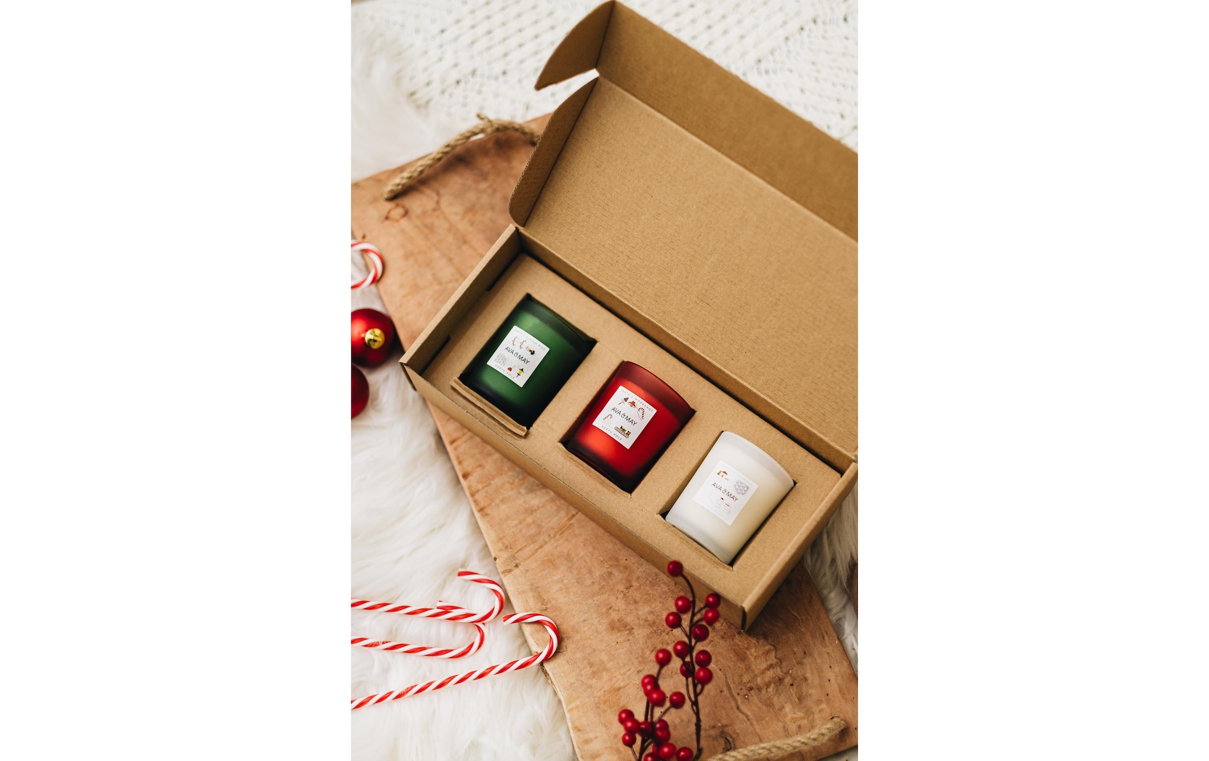 AVA & MAY Kerzenhalter »Santa's Snowman 3 x 75 g«, (3 St.)