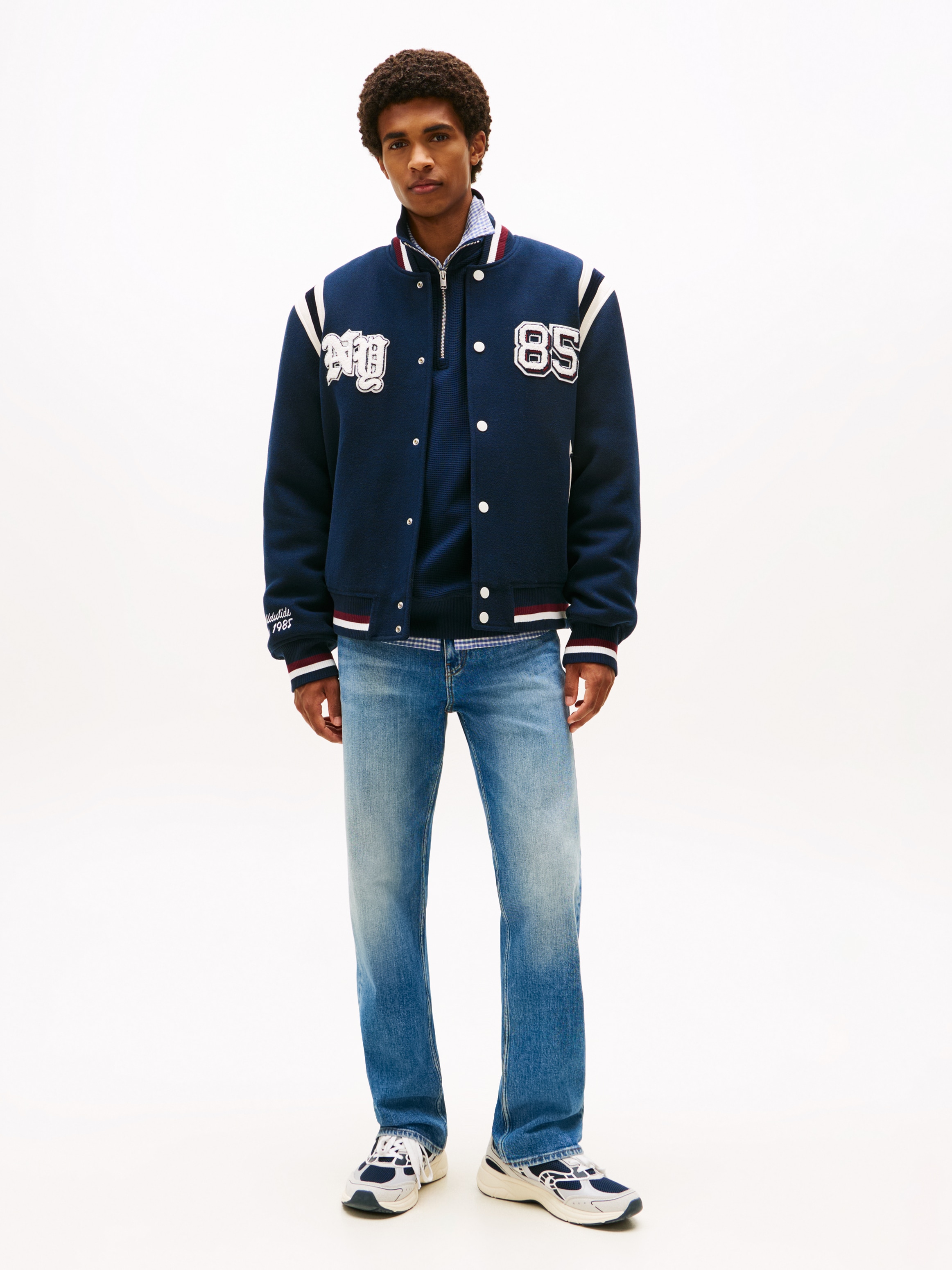 Tommy Jeans Regular-fit-Jeans »Otis Regular Straight« Gerade geschnittene Jeans, regulärer Leibhöhe