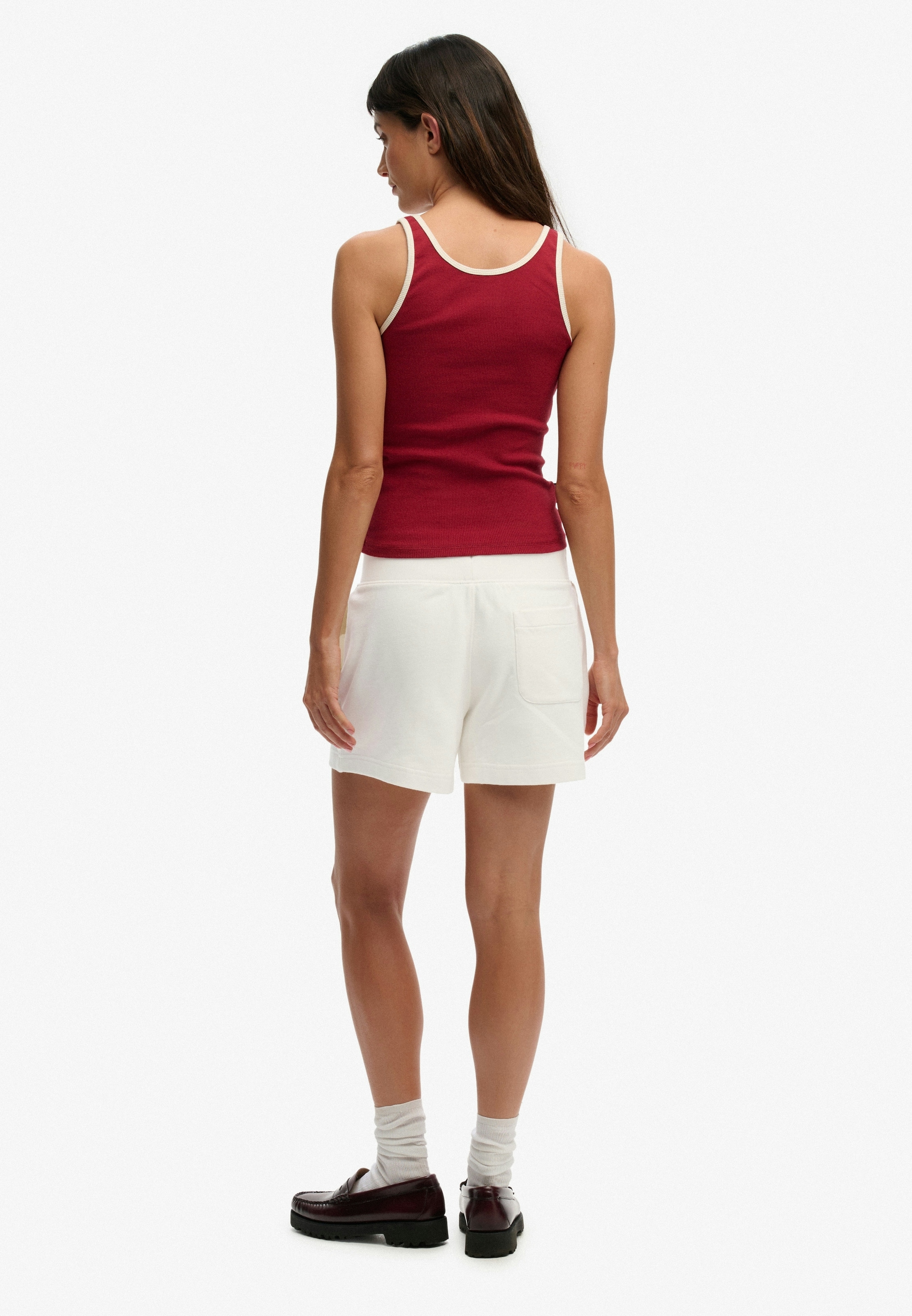 Superdry Shorts »STUDIOS SWEAT SHORT«  Slim Fit, mit Tunnelzug, aus Baumwolle und Jersey, unifarben