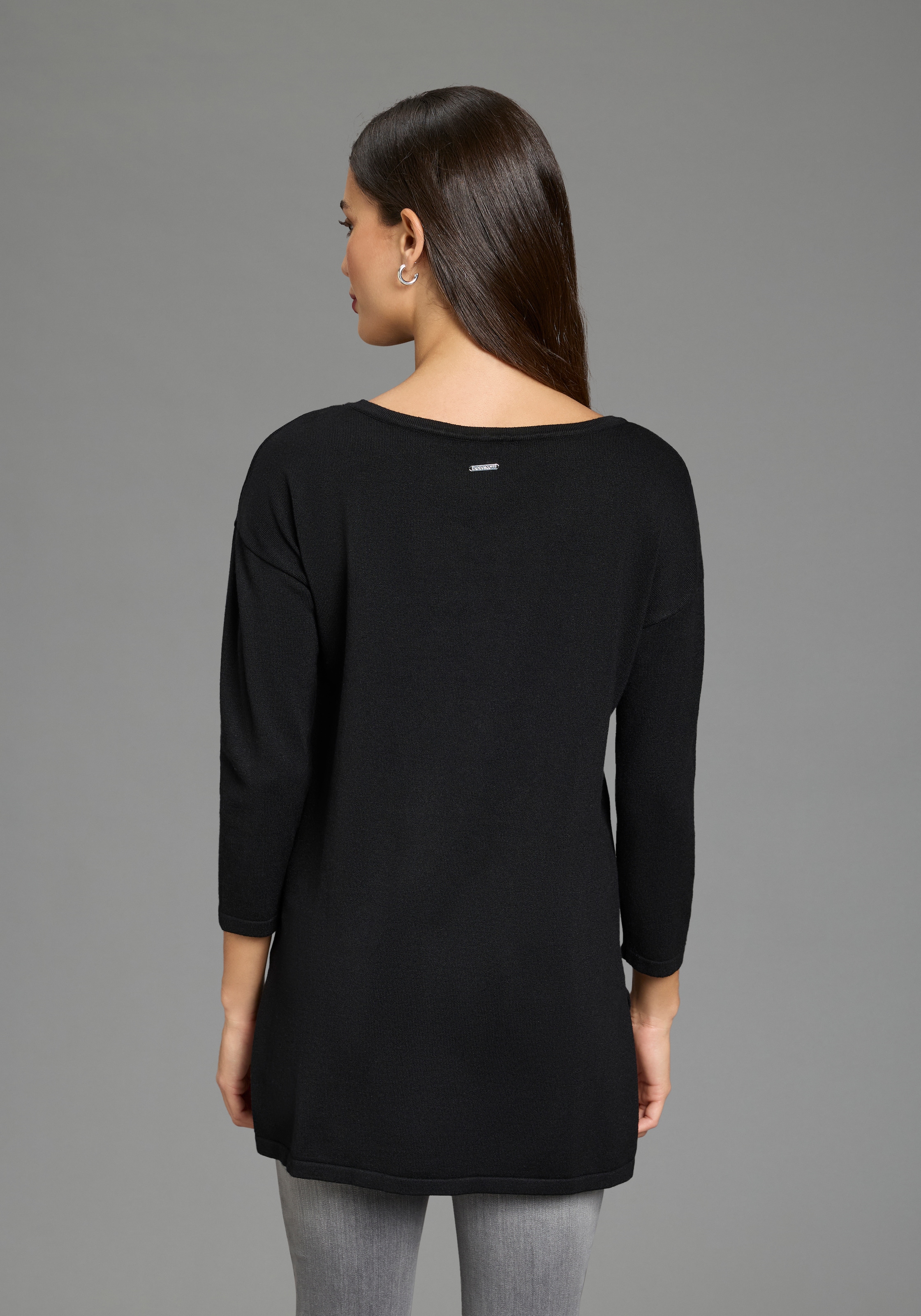 Laura Scott Pull en tricot »aus Feinstrick, mit U-Boot-Ausschnitt, weite Passform« avec design ondulé à clous