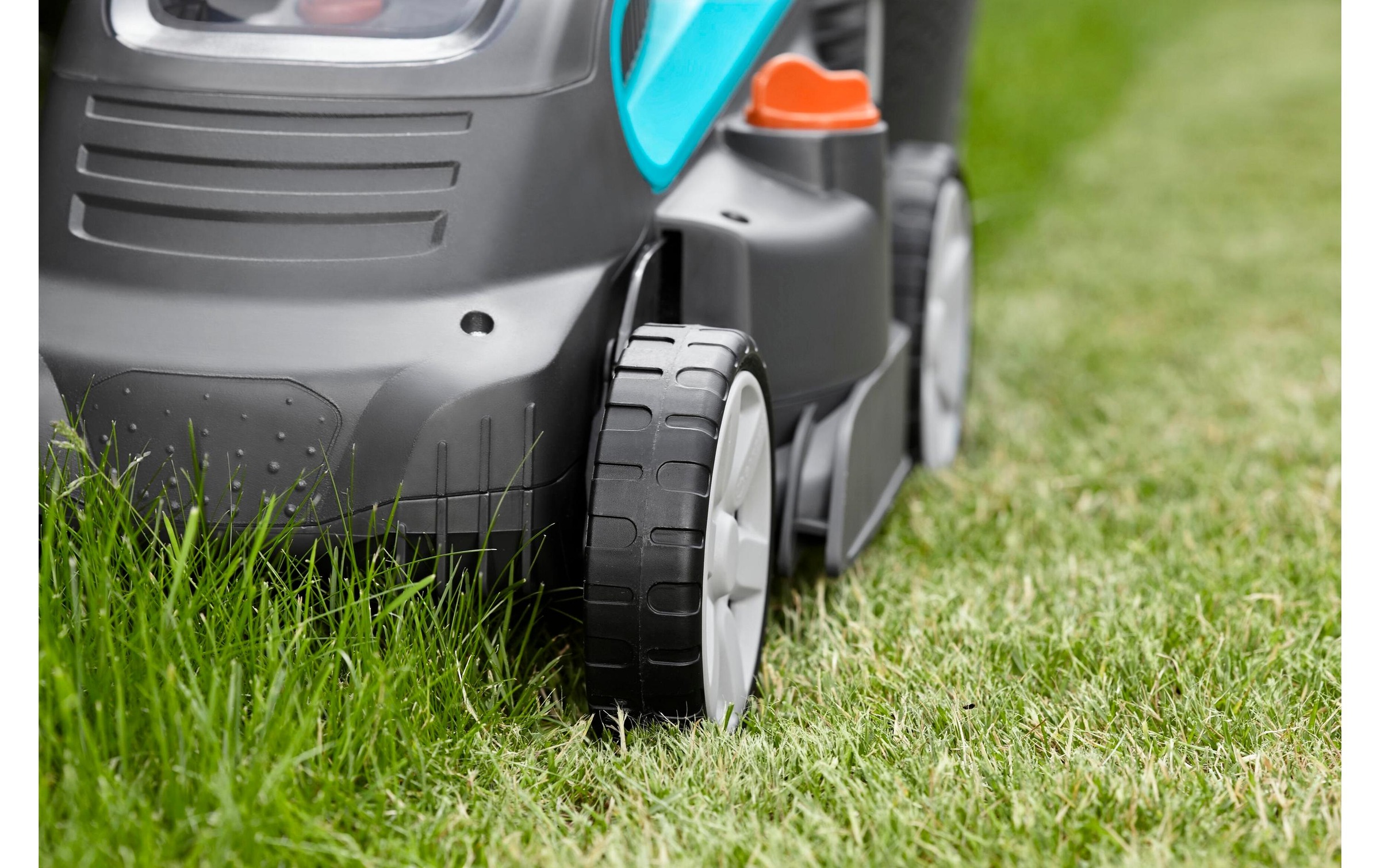 GARDENA Akkurasenmäher »Akku-Rasenmäher PowerMax 32 / 36 V Set«