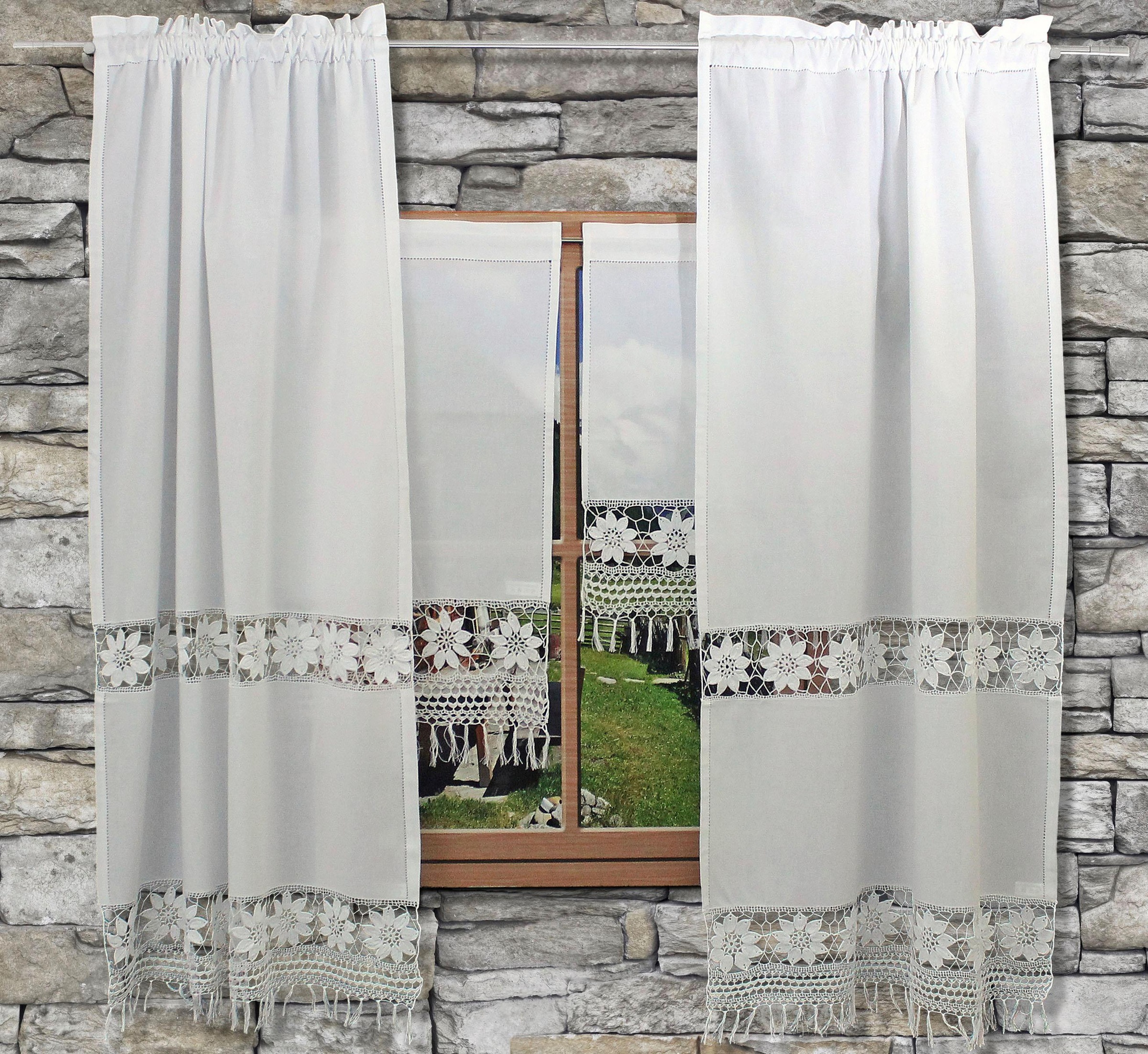 Image of HOSSNER - ART OF HOME DECO Scheibengardine »Zugspitze«, (1 St.), Häkelspitze - ECHTE Handarbeit bei Ackermann Versand Schweiz