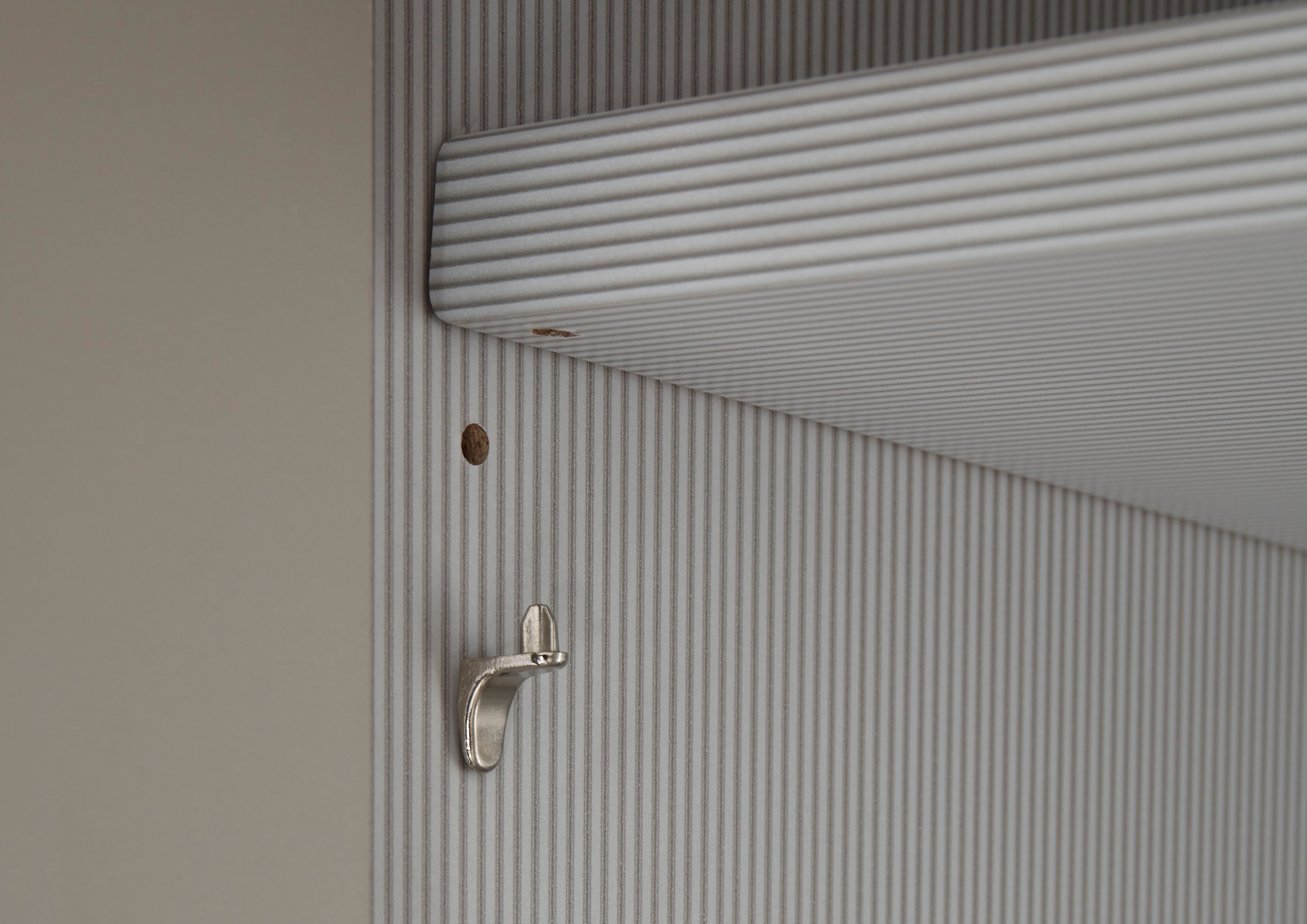 WIEMANN Armoire à portes battantes »Lagos« in 4 Breiten und mit 3 verschiedenen Ausstattungspaketen erhältlich,  inkl. Türendämpfung