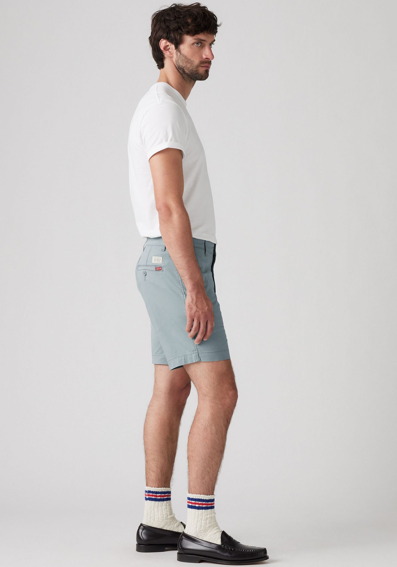Levi's® Chinoshorts »XX CHINO SHORT II«, Sommerhose mit Logobadge