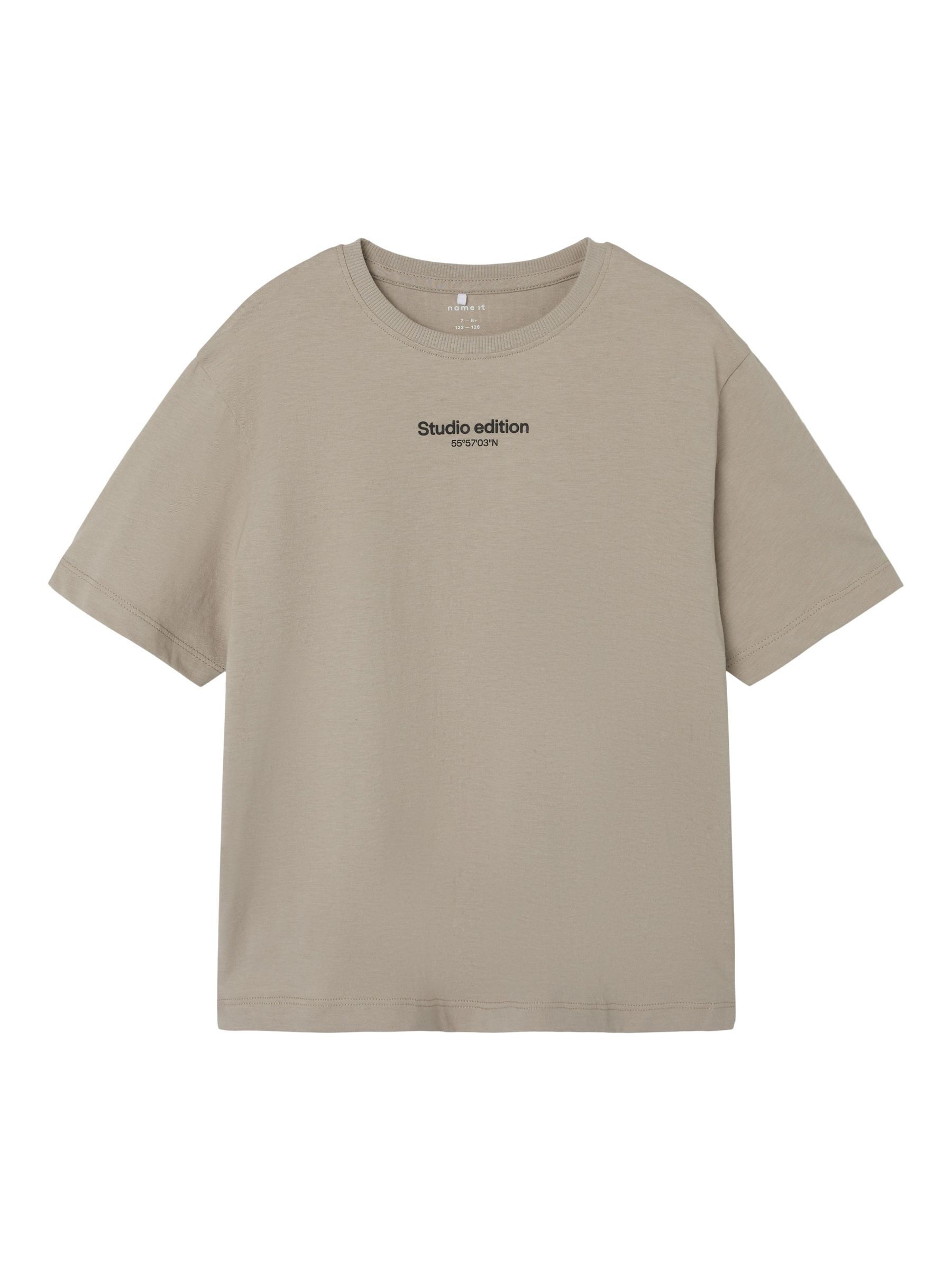 Name It T-Shirt »NKMBRODY SS NREG TOP NOOS«, mit dezentem Frontmotiv