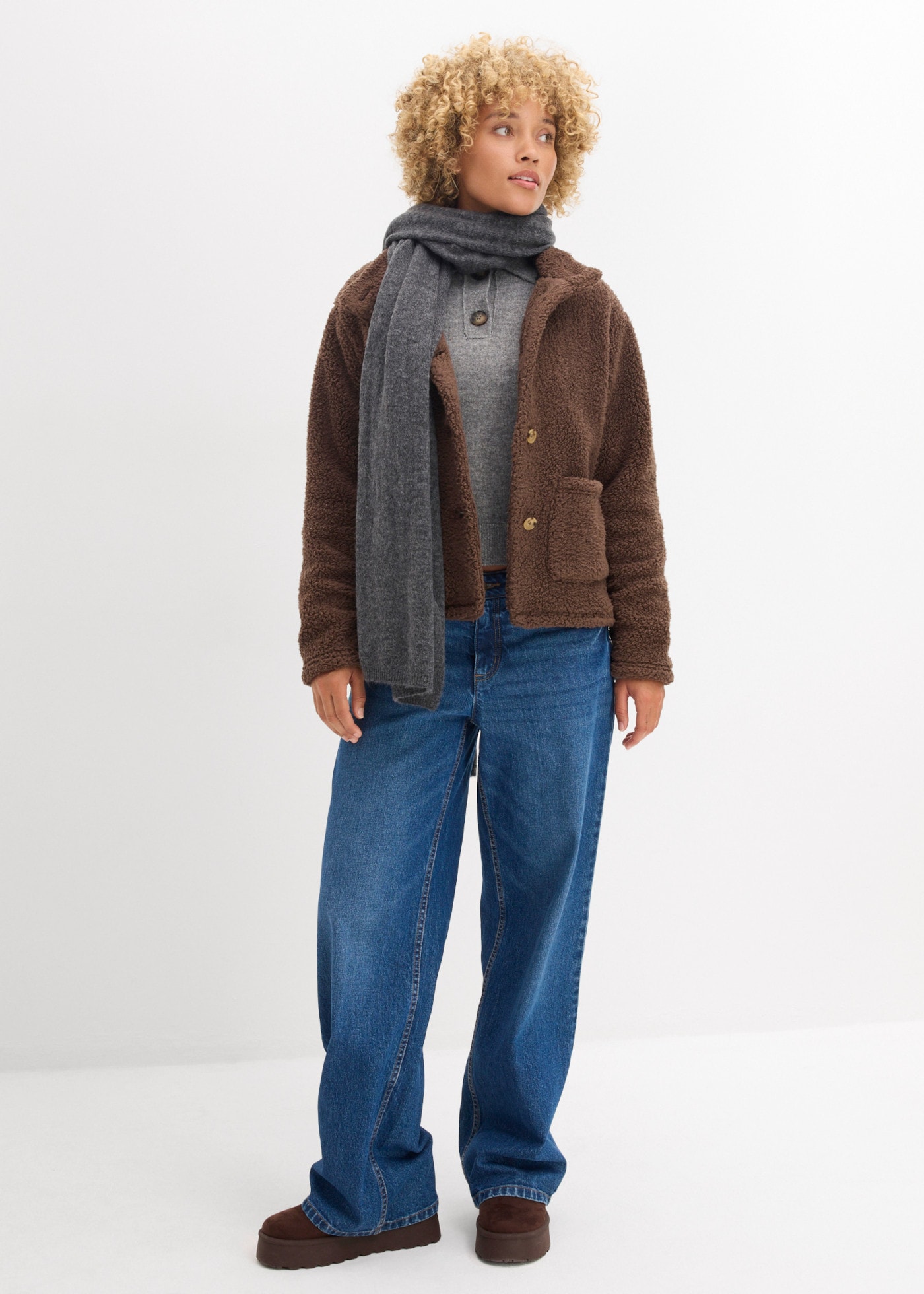 bonprix Veste polaire aspect teddy, coupe oversize, en polyester, style décontracté
