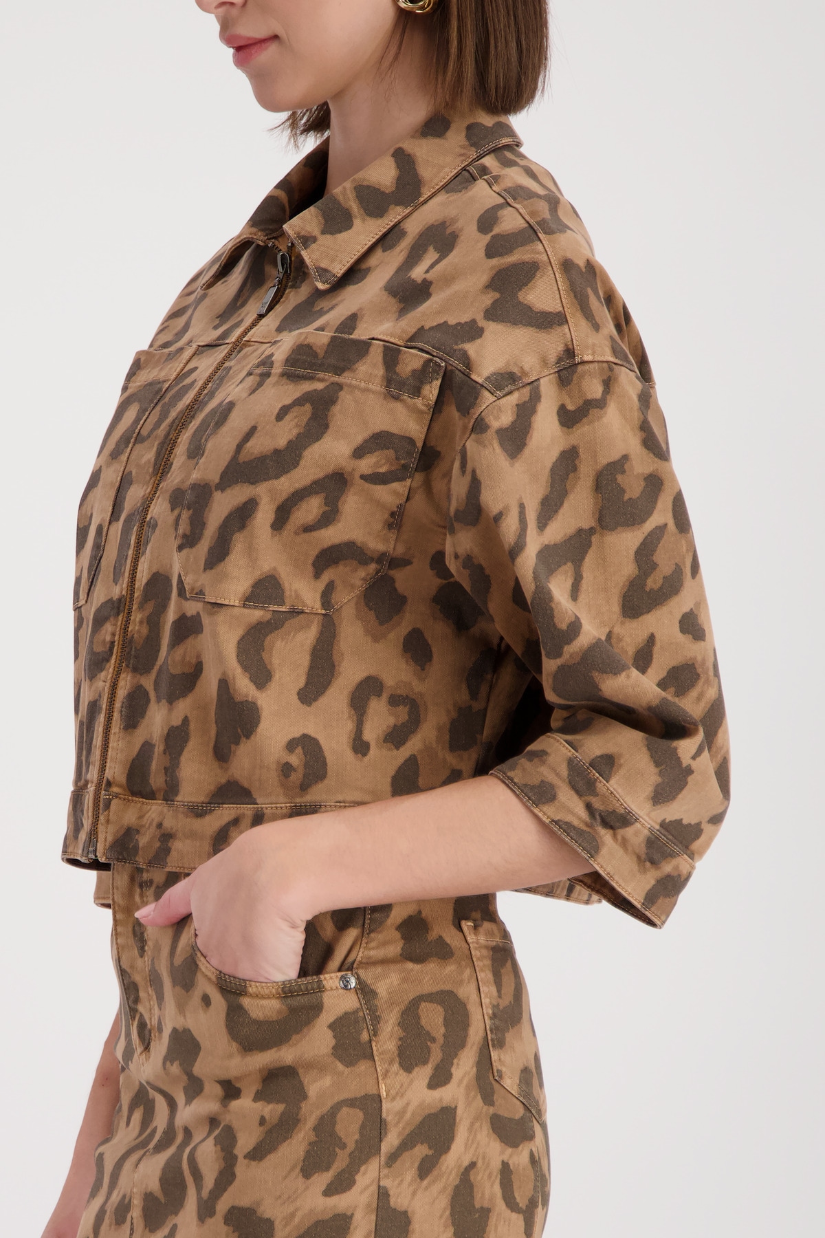 Monari Veste courte »Leodruck allover« ohne Kapuze Regular fit mit Leo-Print