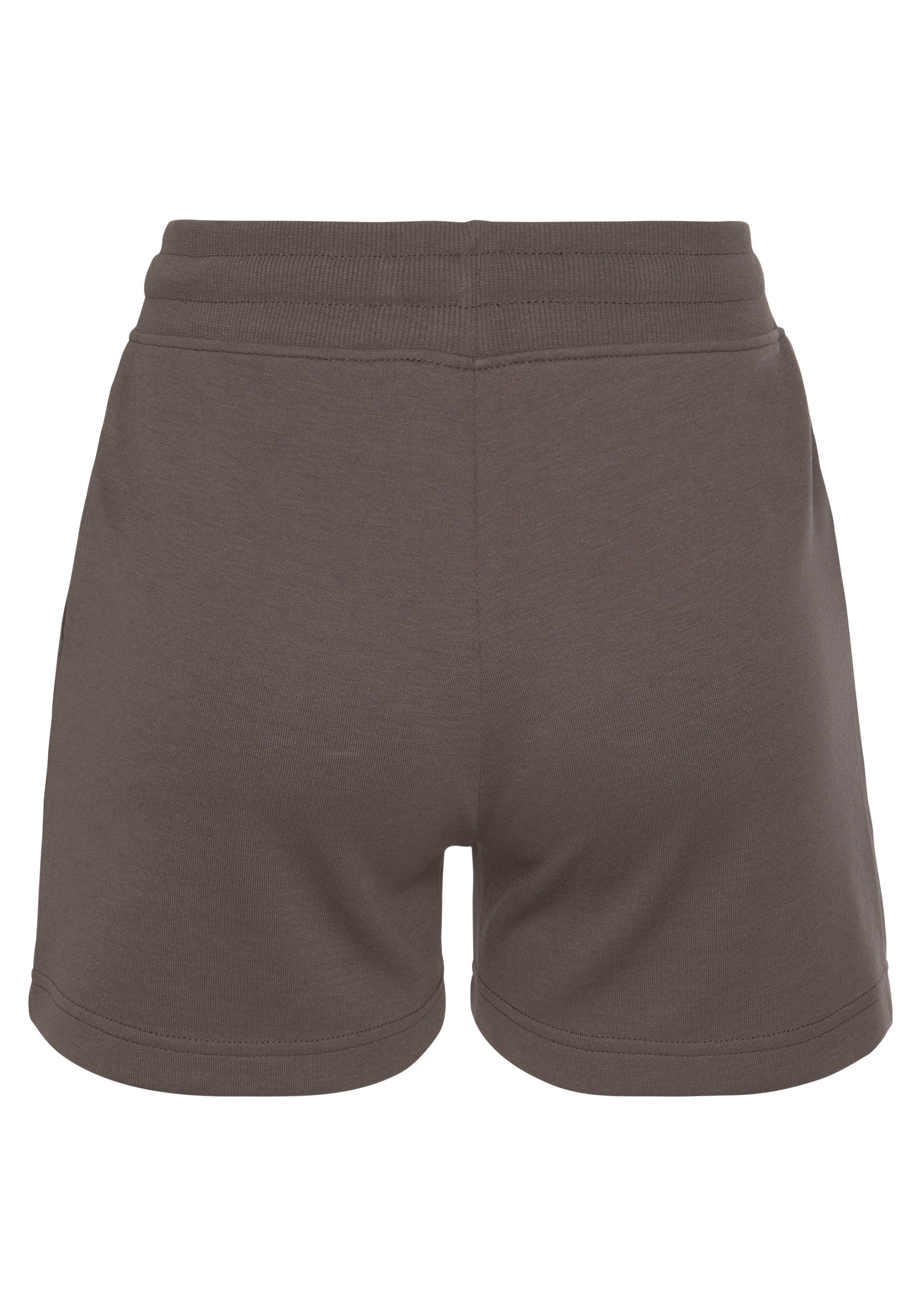 Bench. Loungewear Sweatshorts, mit Logostickerei und seitlichen Taschen, Loungewear