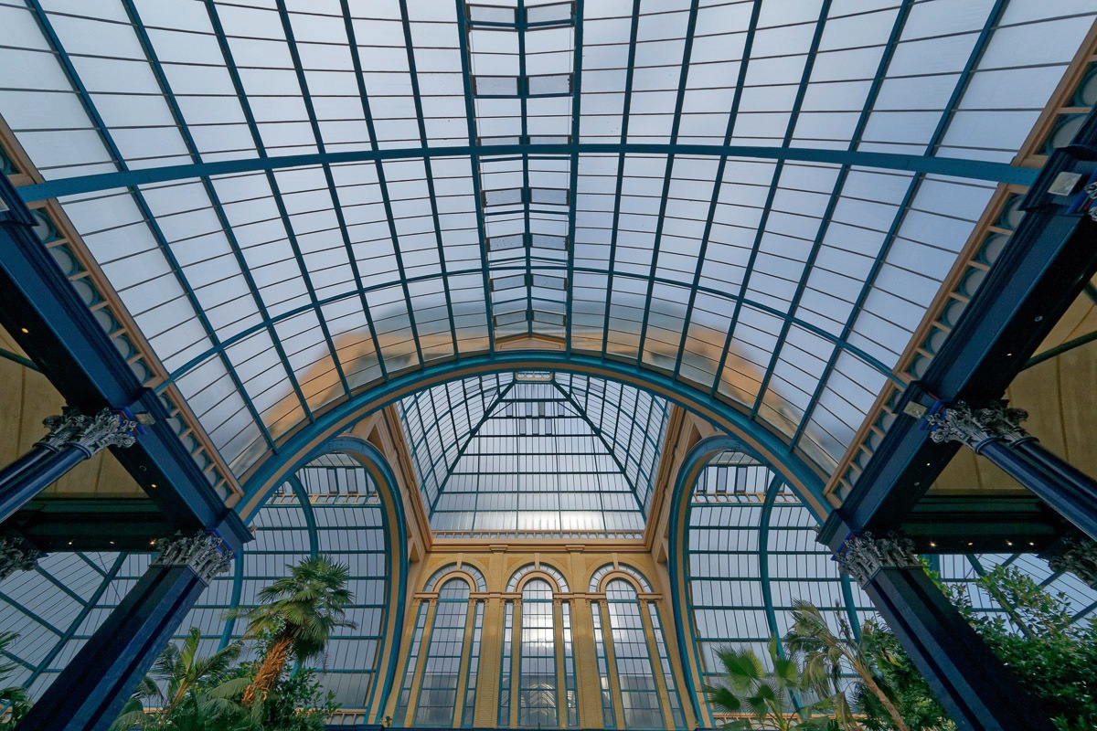 Image of Papermoon Fototapete »Glasdach«, Vliestapete, hochwertiger Digitaldruck, inklusive Kleister bei Ackermann Versand Schweiz