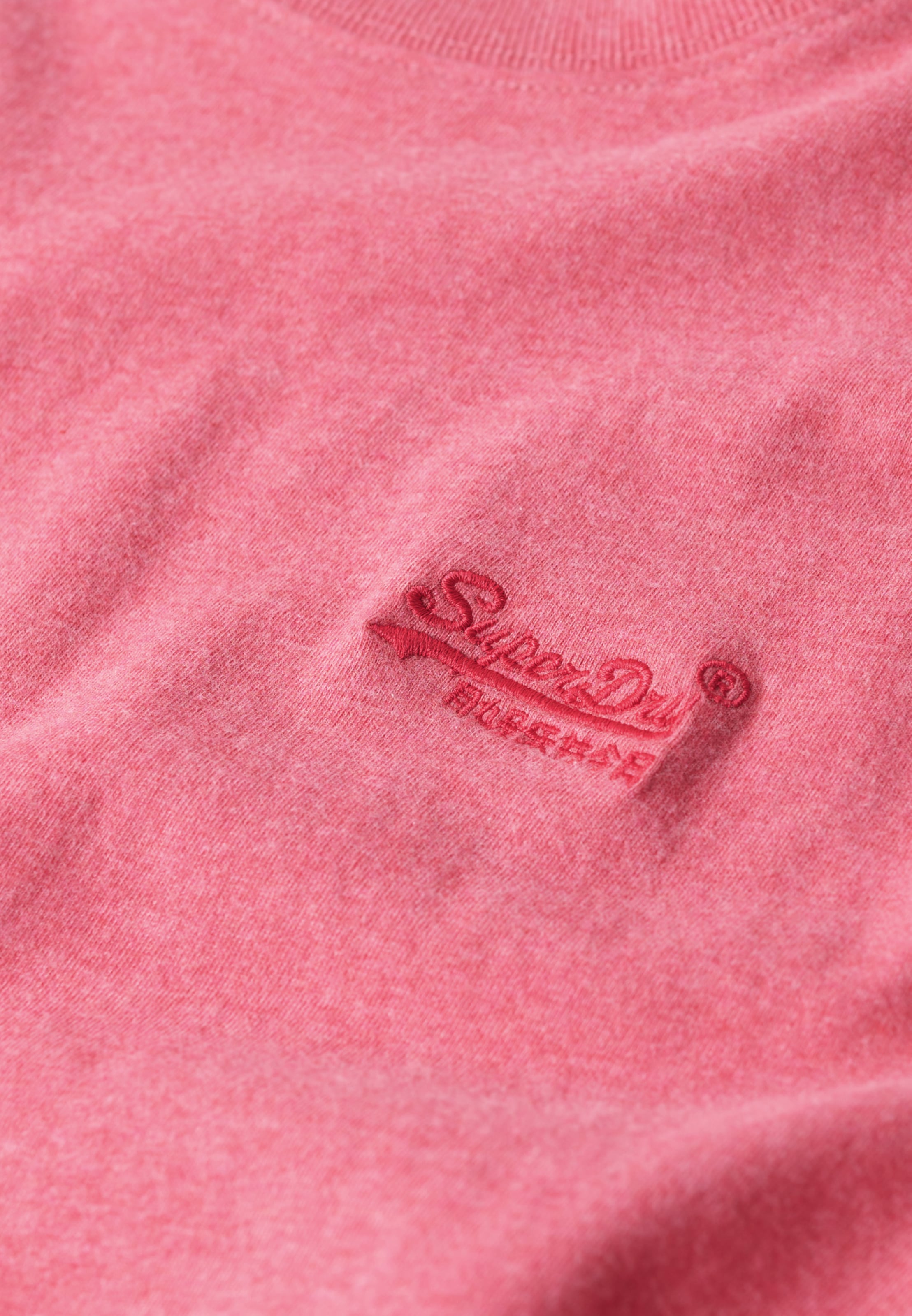 Superdry Rundhalsshirt »ESSENTIAL LOGO EMB TEE« aus Baumwolle und Single Jersey, Slim Fit, Kurzarm, hüftlang