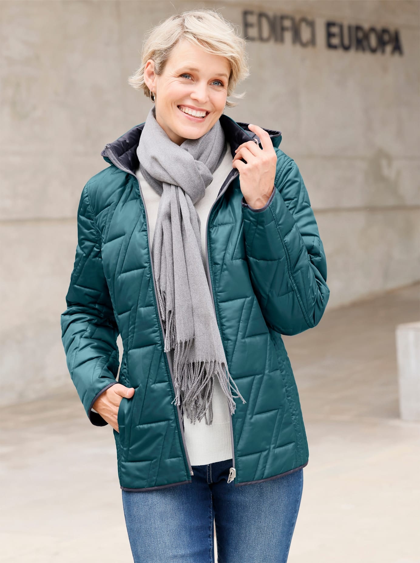 Image of Classic Basics Wendejacke mit Kapuze