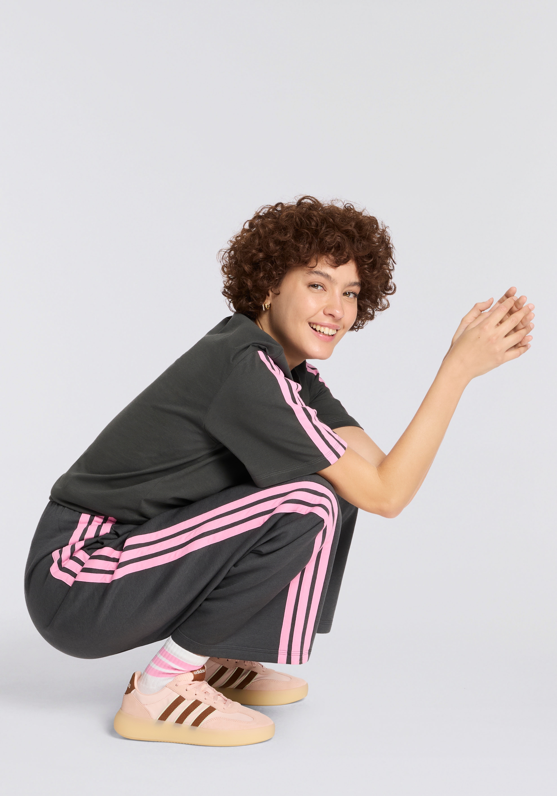 adidas Performance Funktionssocken »3 STREIFEN CUSHIONED SPORTSWEAR MID CUT, 3ER-PACK« 3 Paar tlg.