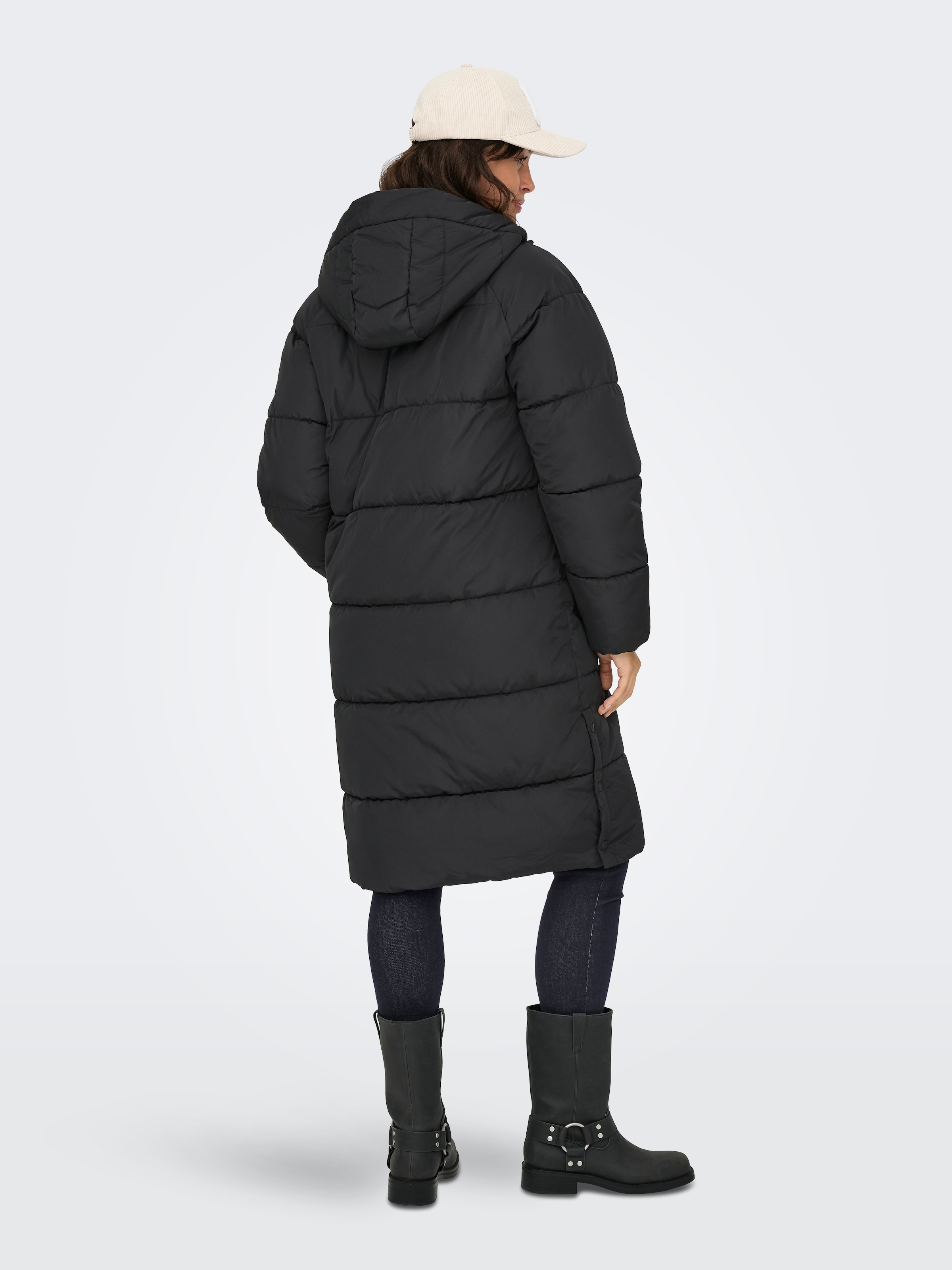 ONLY Manteau matelassé »ONLAMAND – Langer Puffercoat mit 2-Wege-Reissverschluss« lässig geschnitten, modisch, Steppware, Materialmix, hochschliessend