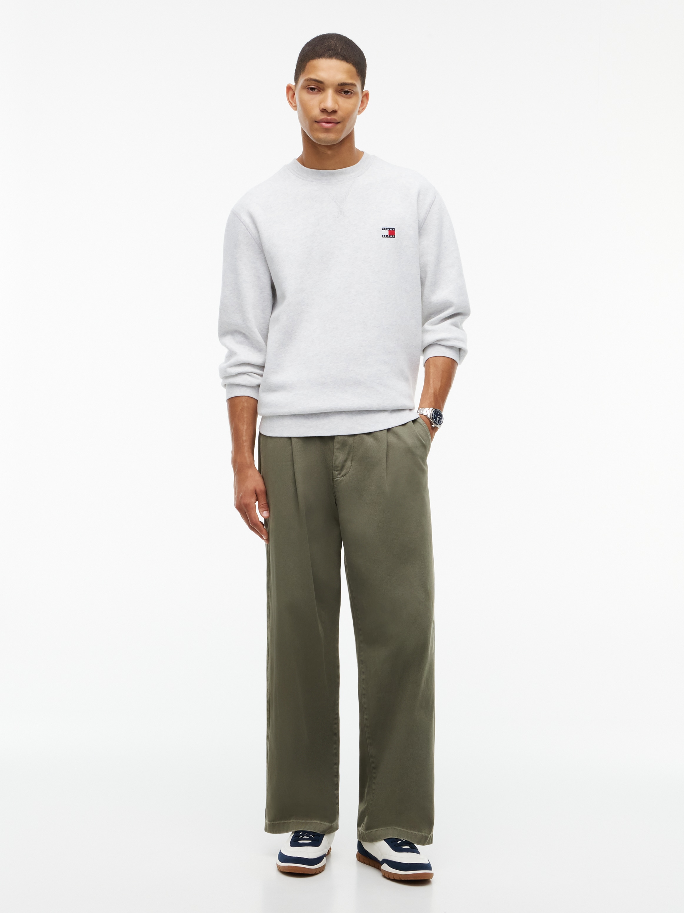 Tommy Jeans Sweat-shirt »REGULAR BADGE CREW«, Coupe régulière avec col rond
