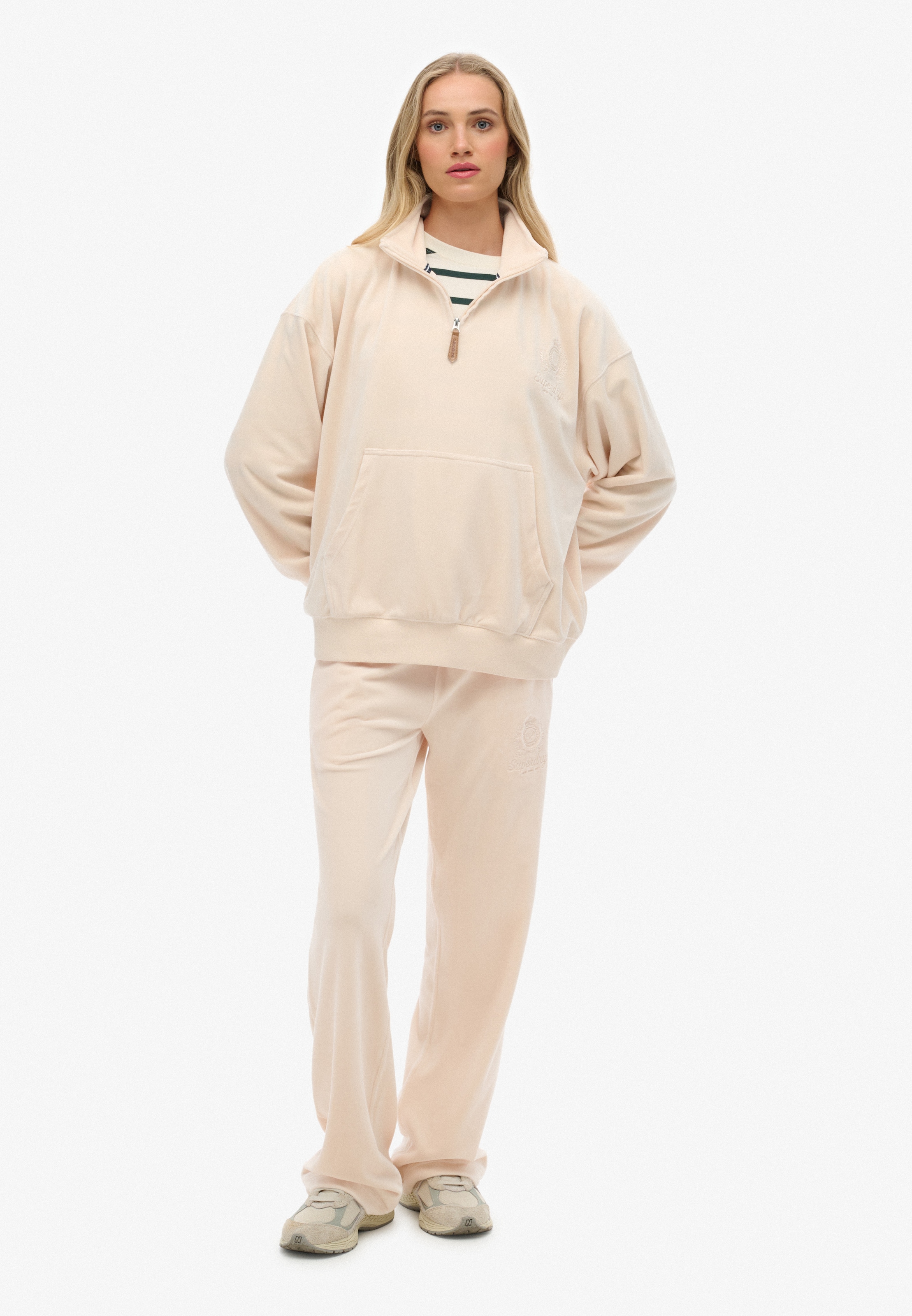 Superdry Sweatshirt »COUNTRY CLUB VELOUR 1/4 ZIP«