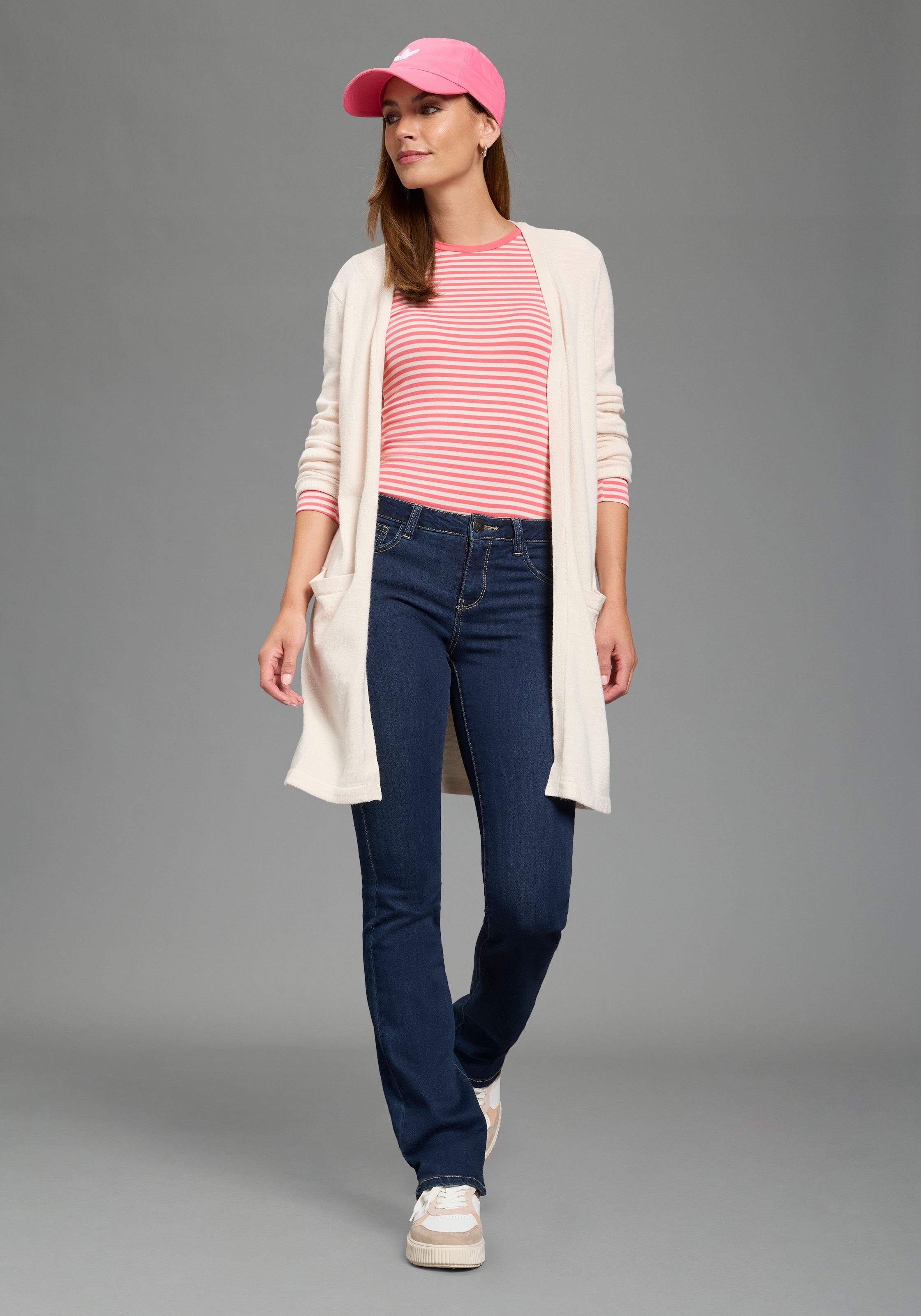 Arizona Jeans bootcut »Ultra-Stretch« coupe normale, baby bootcut, lavage effet usé