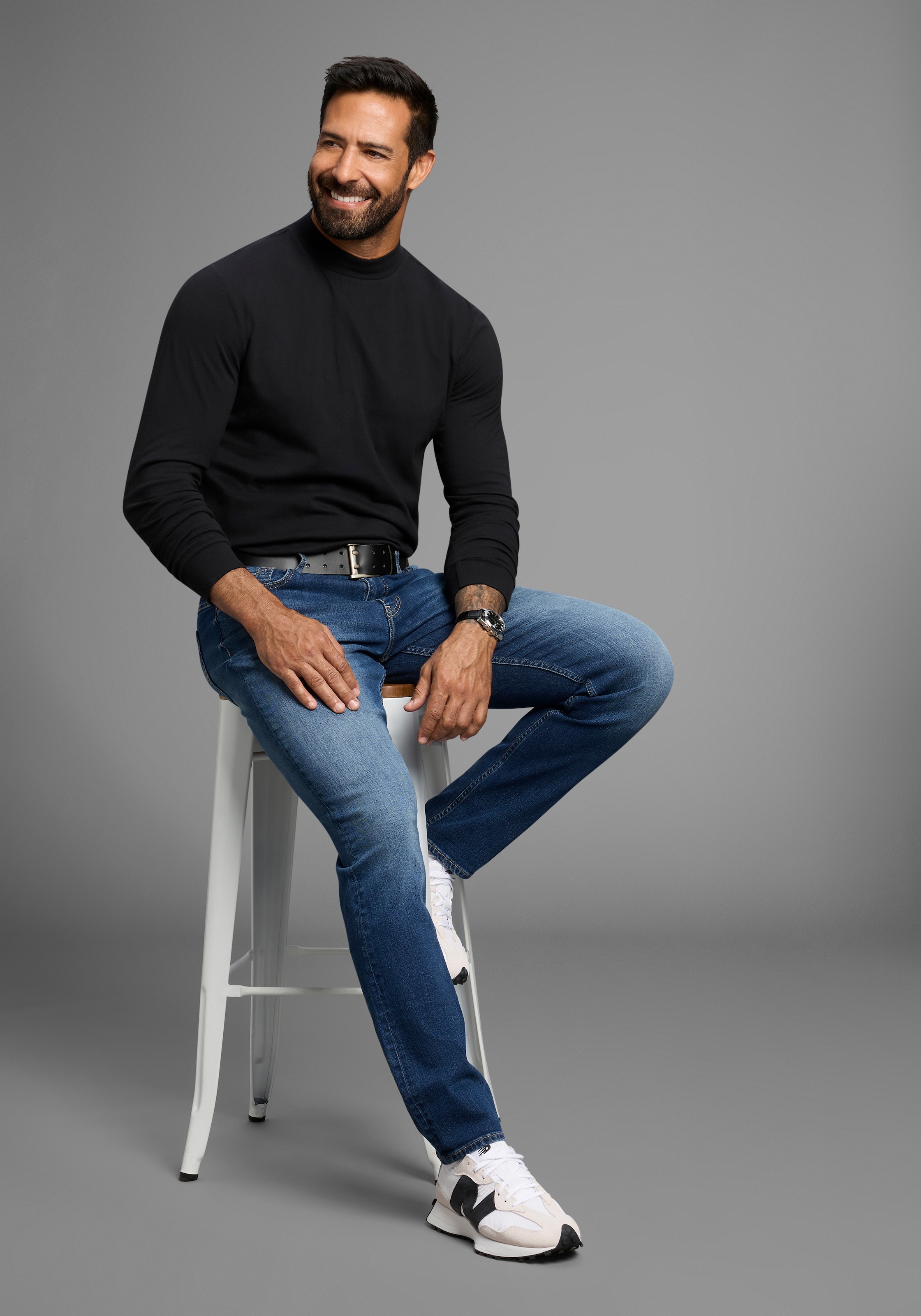 H.I.S Straight-Jeans »NEW DALE« gerades Bein,  mit Used-Effekten,  niedrige Leibhöhe