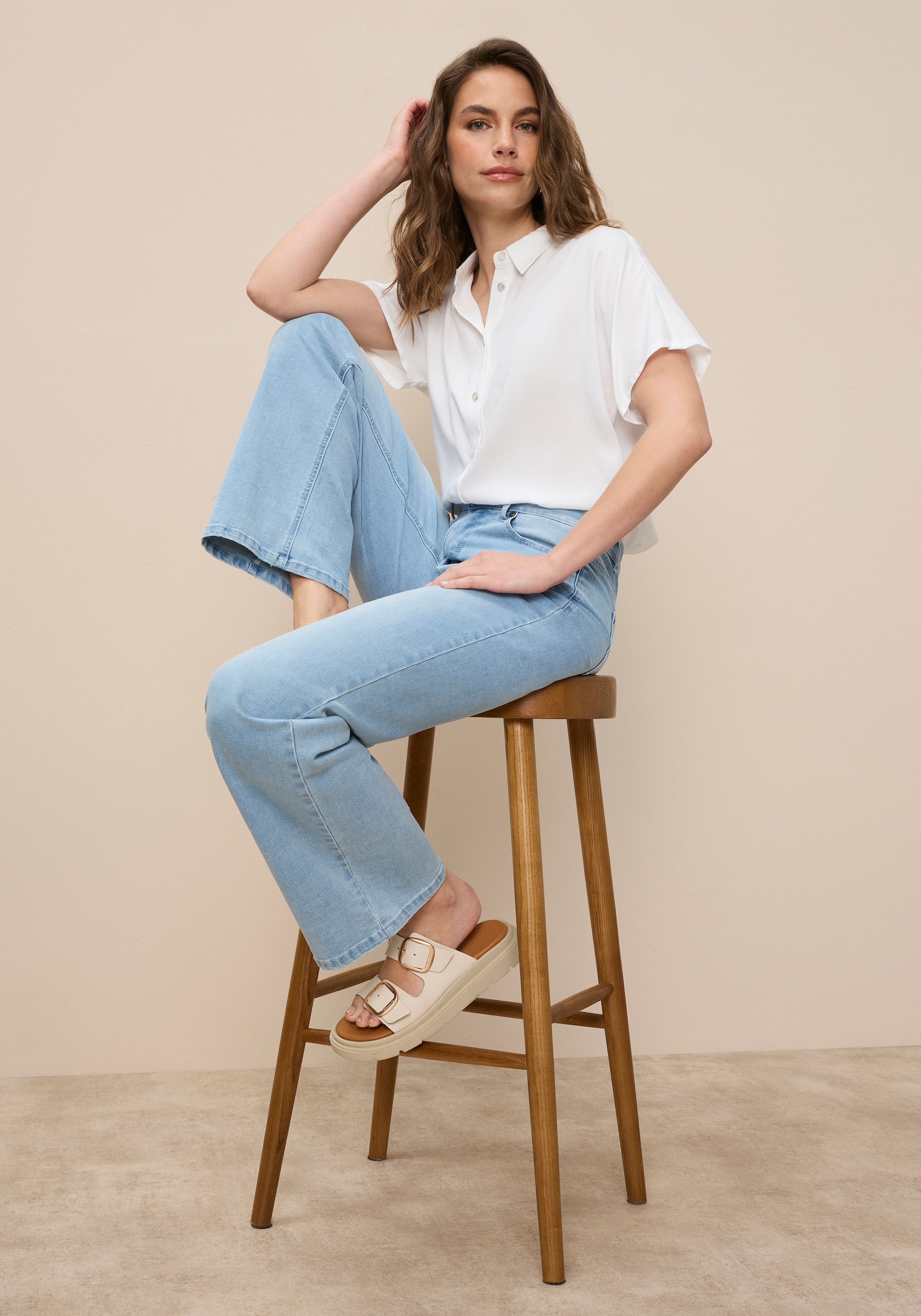 Tamaris Jeans large hohe Leibhöhe, langer Schnitt, mit Knopf-Applikationen