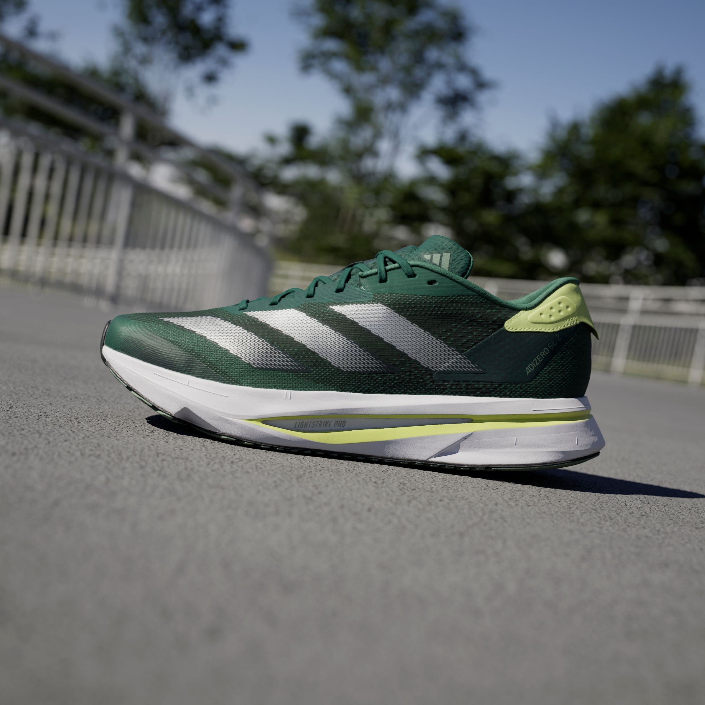 adidas Performance Laufschuh »ADIZERO SL2«