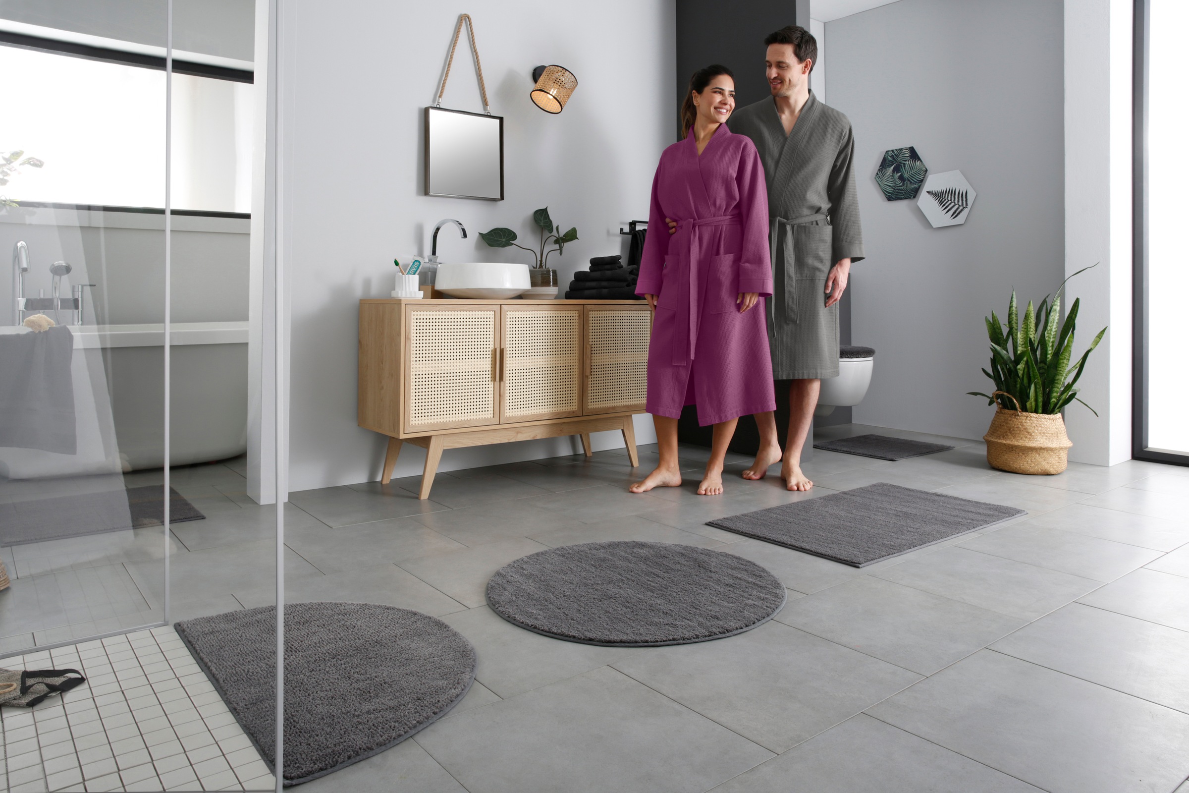 OTTO home Badematte "Vanessa, Badvorleger, Badezimmer Teppich" Höhe 10 mm rutschhemmend beschichtet fußbodenheizungsgeeignet  schnell trocknend  strapazierfähig Badteppich, weiche Haptik, unifarben