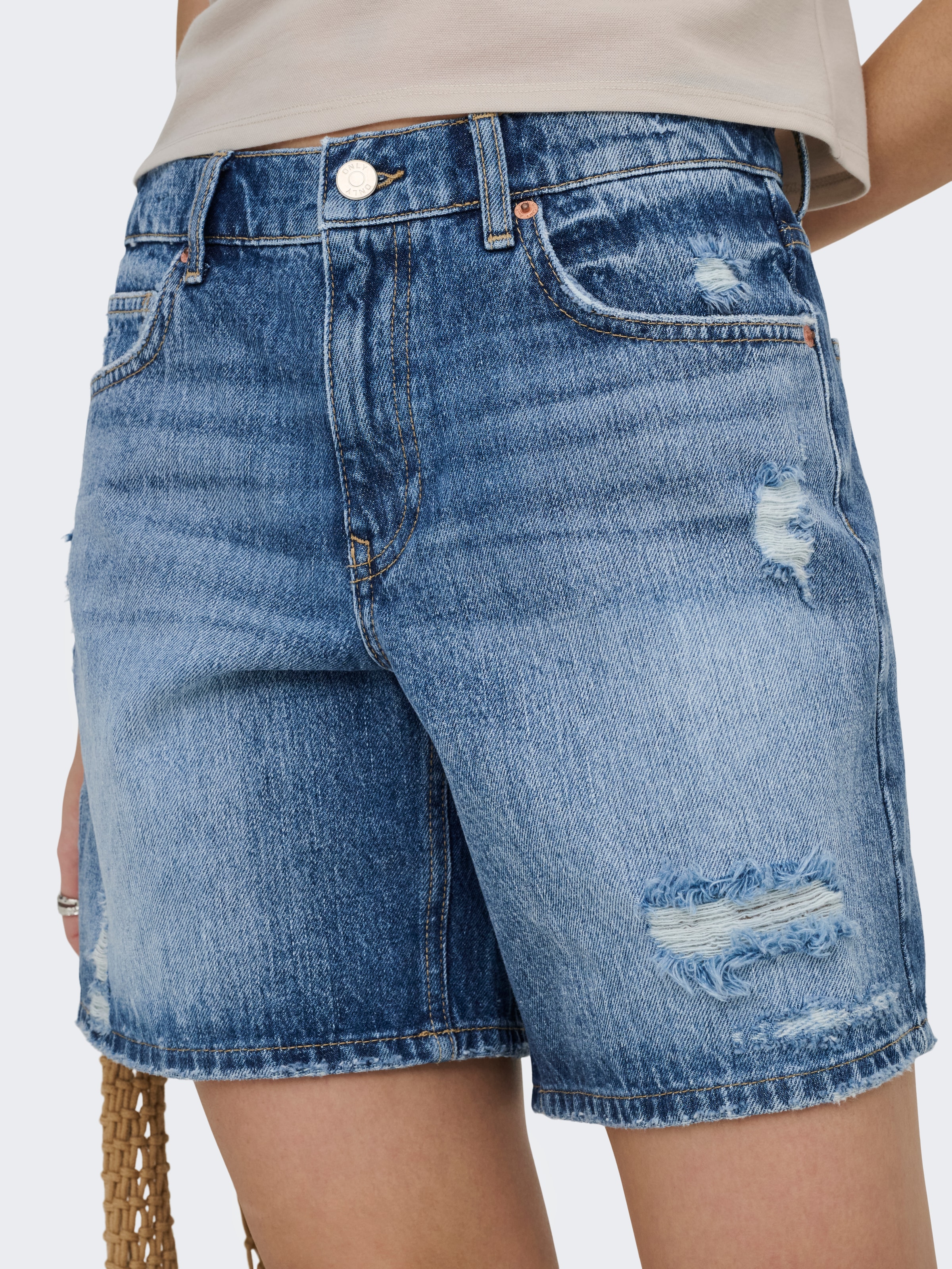 ONLY Short en jean »ONLMILTON MW DESTROY SHORT DNM« coton, taille normale, effets destroyed