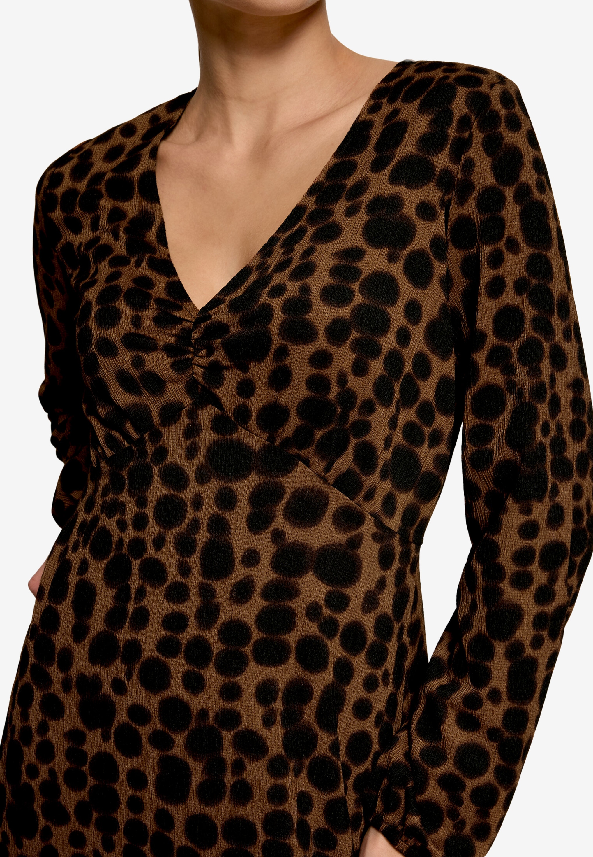 Zero Maxi robe Sans poches Robe longue à motif avec décolleté en V