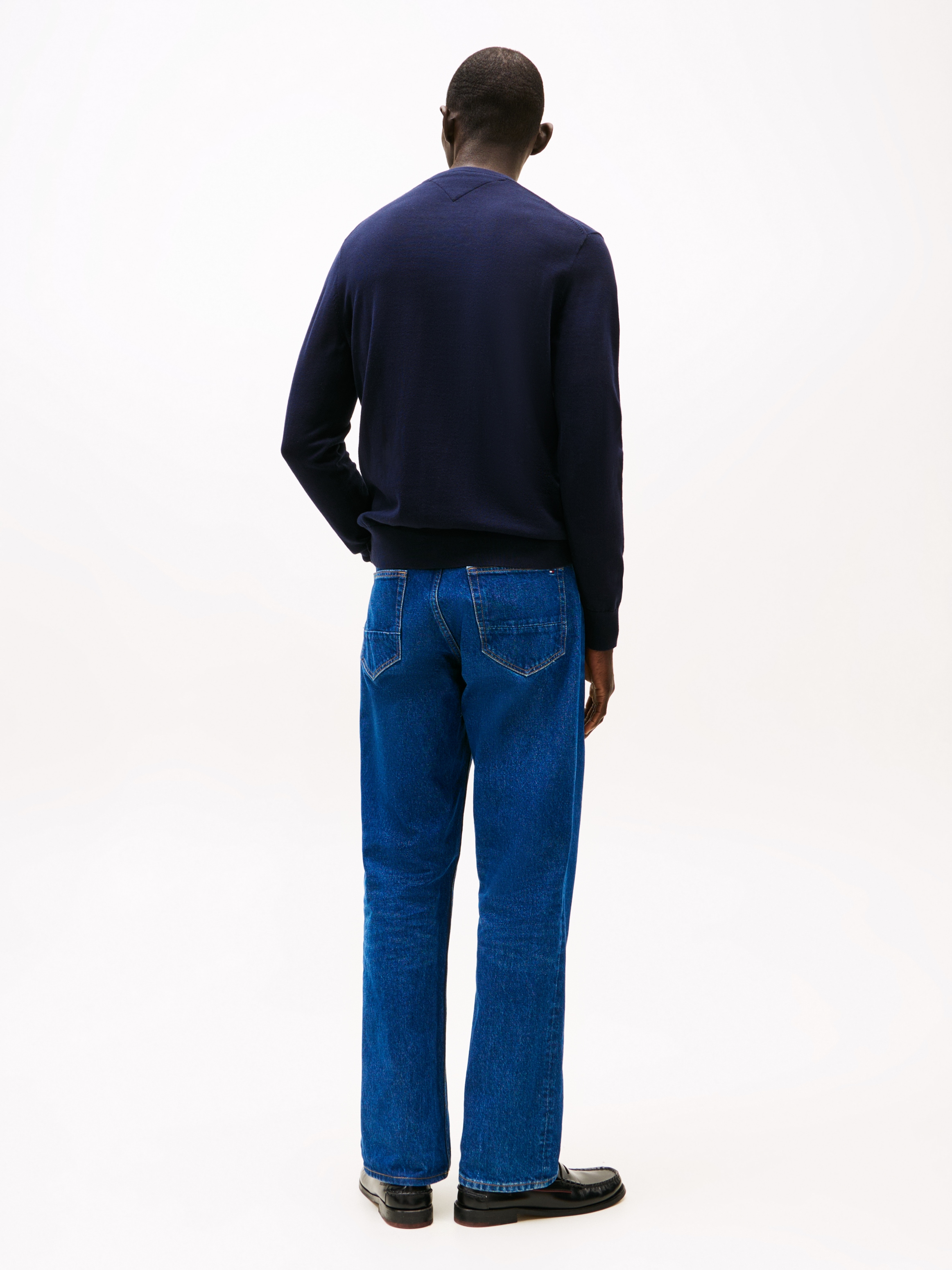 Tommy Hilfiger Pull en tricot »ESSENTIAL COTTON V NECK mit V-Ausschnitt und Stickerei« unifarben, casual, regular fit, Baumwolle, V-Ausschnitt