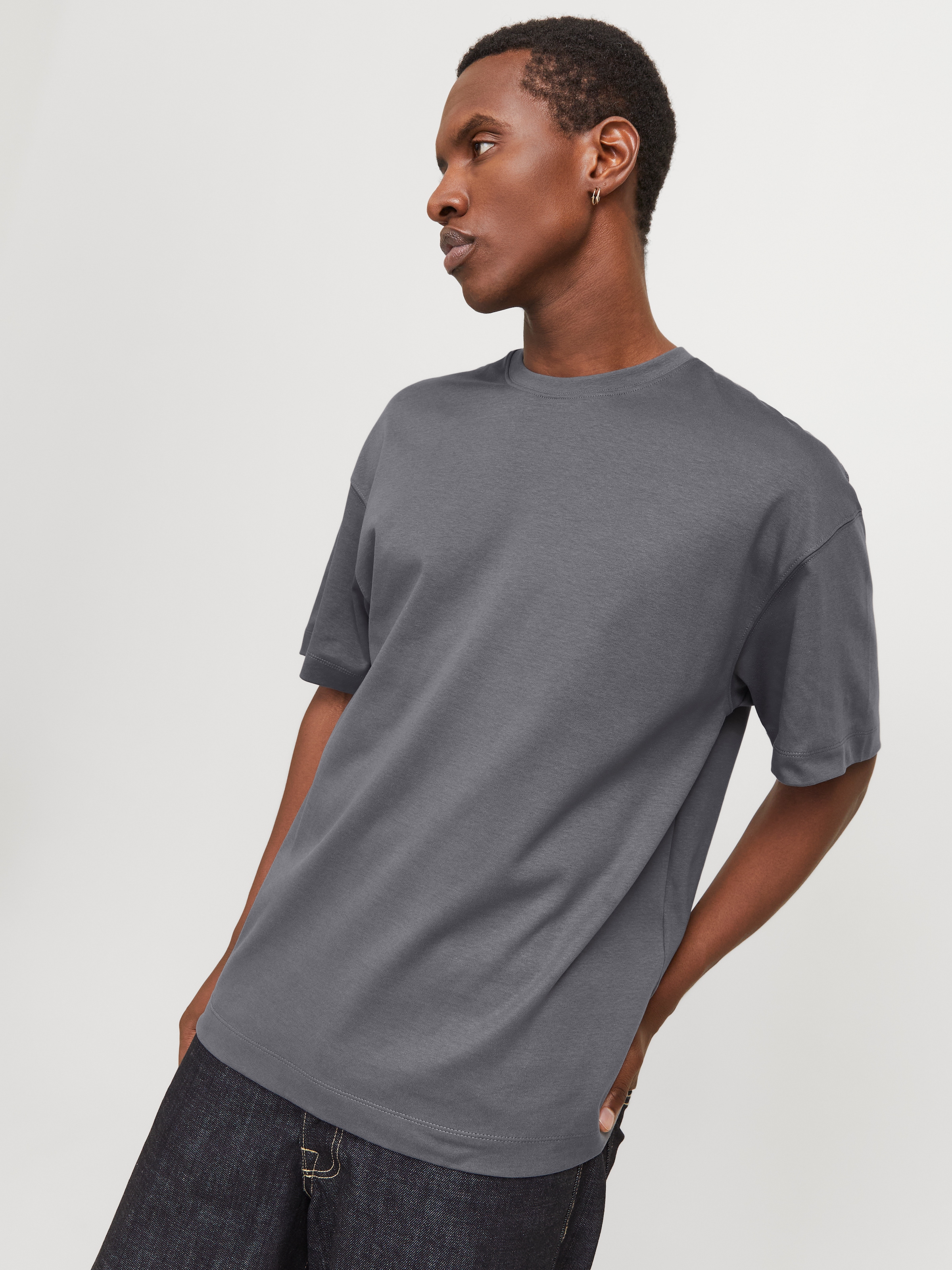 Jack & Jones Rundhalsshirt »JJEURBAN EDGE TEE SS O-NECK NOOS«, mit Rundhalsausschnitt