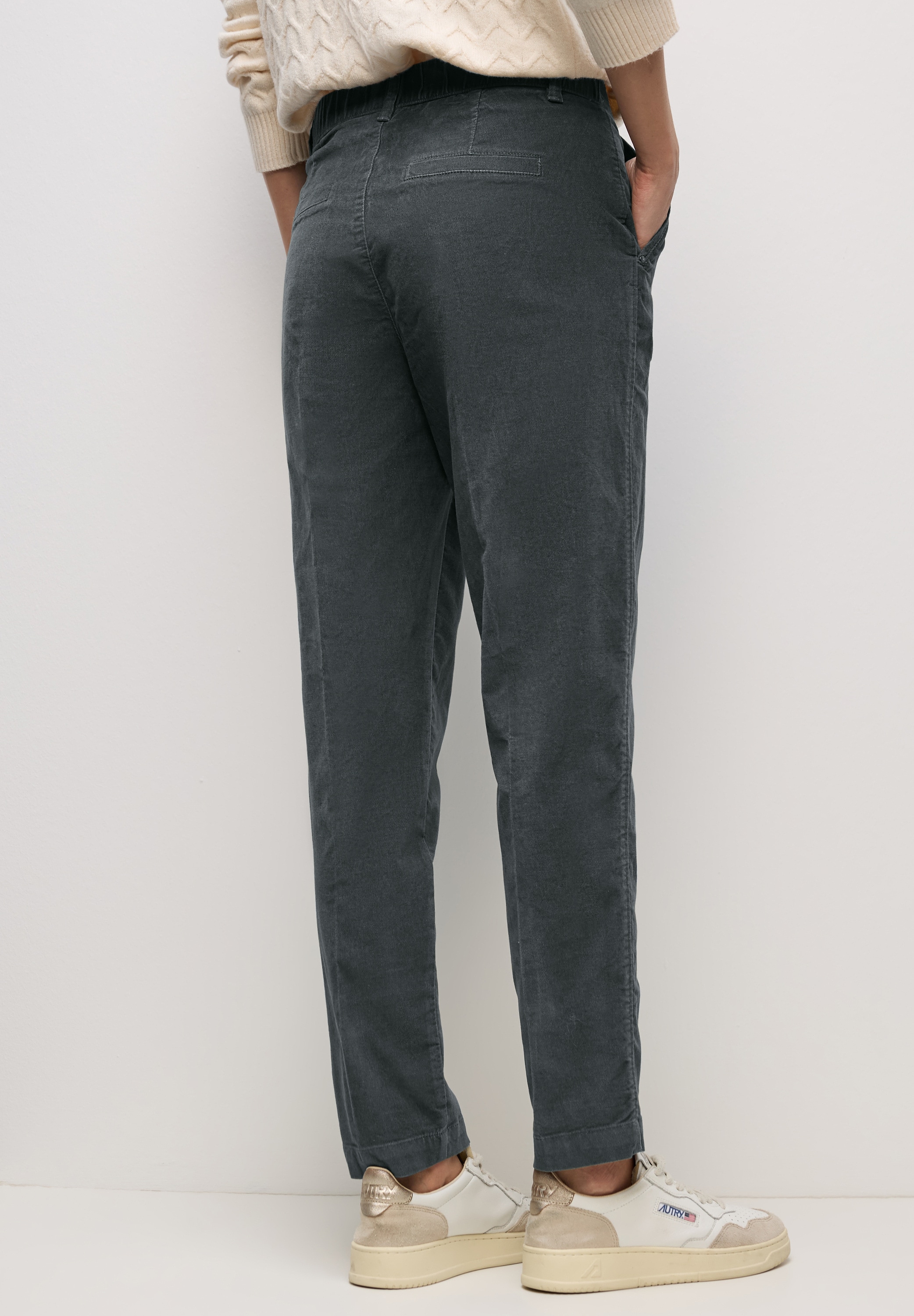 STREET ONE Chinohose »Velvet«, mit Taschen