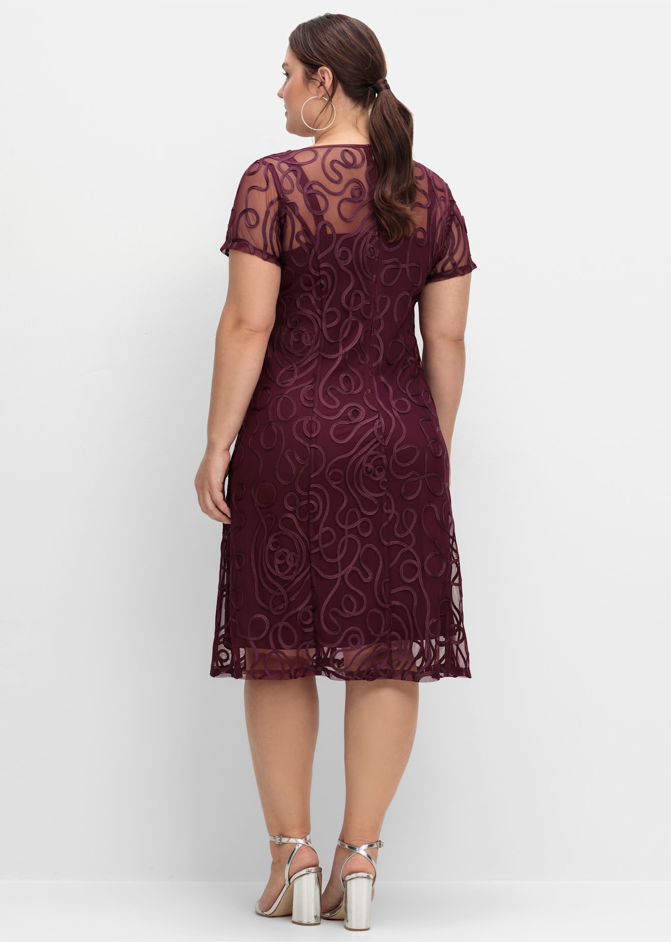 Sheego Spitzenkleid »Spitzenkleid«