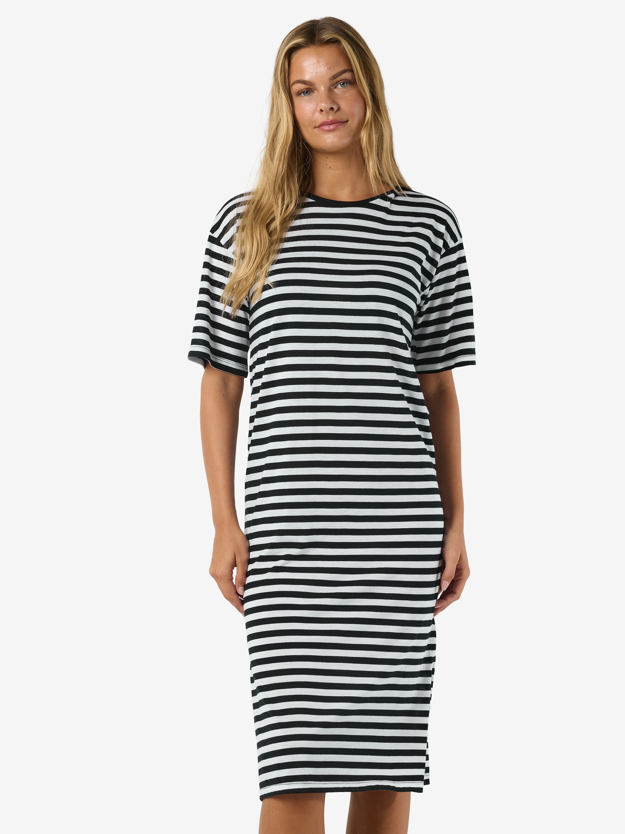 Image of Noisy may Maxikleid "NMMAYDEN 2/4 DRESS NOOS"