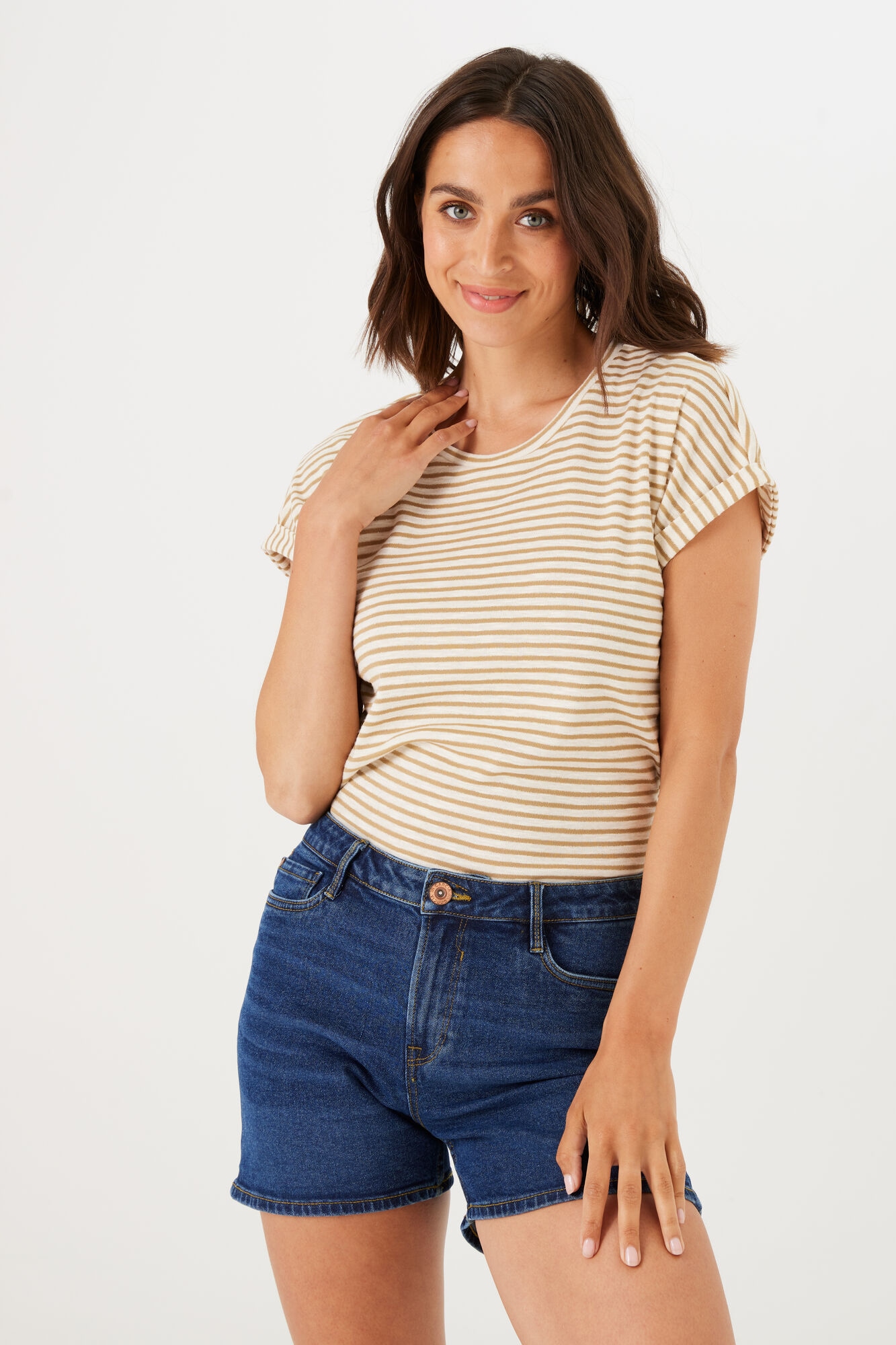 Image of Garcia Bermudas "Celia-slim fit" Sommerhose In leichtem Used-Look