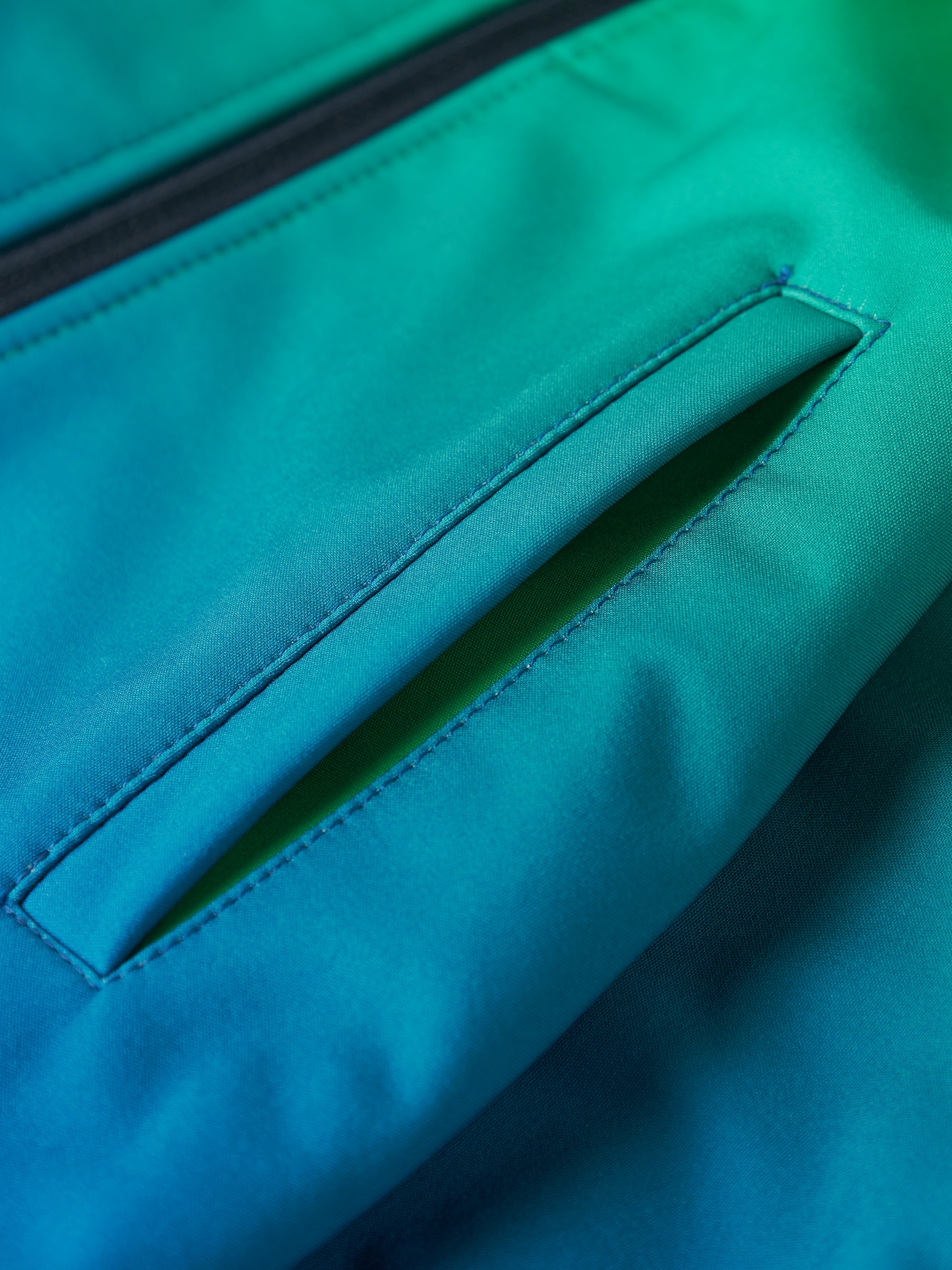 Name It Veste softshell »NMMMALTA05 SOFTSHELL JACKET DIPDYE FO« mit Kapuze wasserdicht, atmungsaktiv und winddicht