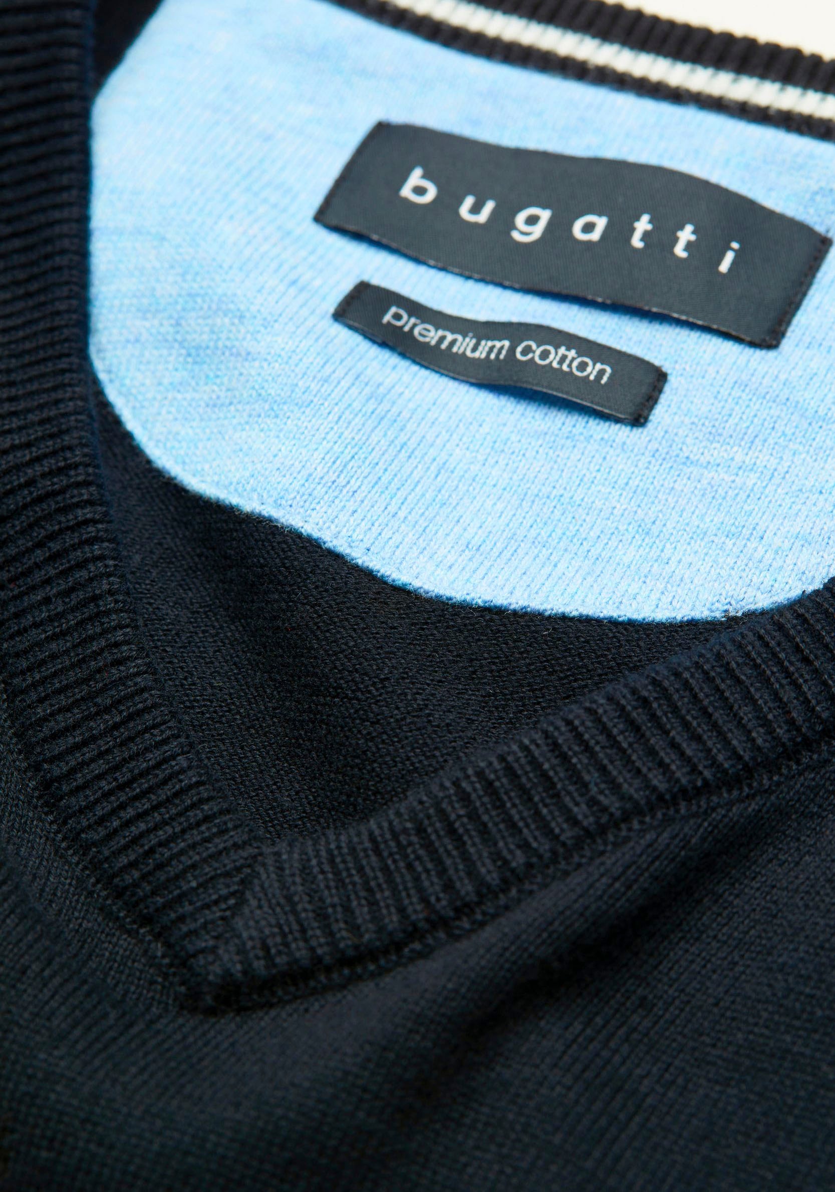 bugatti V-Ausschnitt-Pullover, aus atmungsaktiver Baumwolle und mit Logo-Stickerei