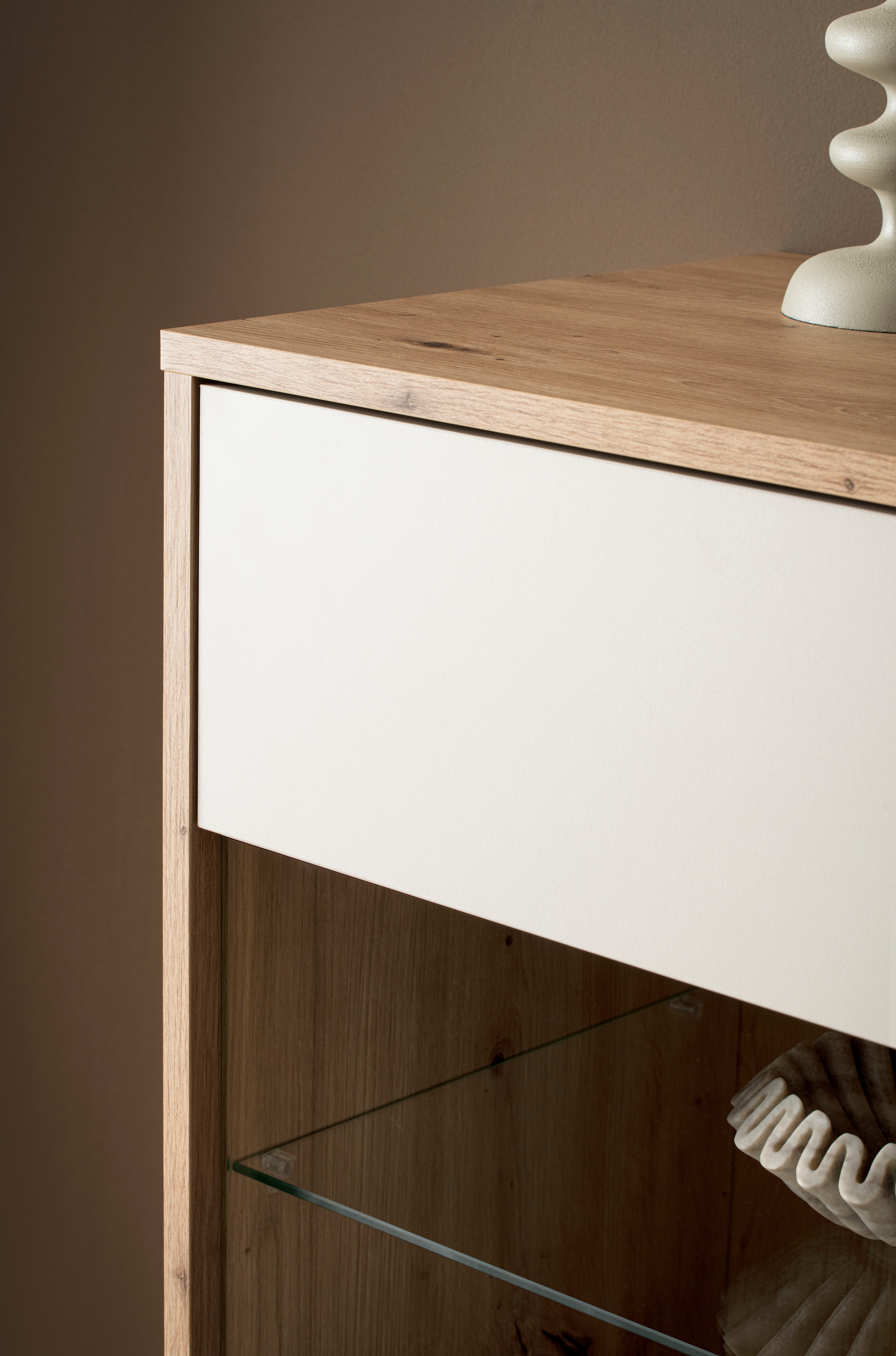 Home affaire Highboard »Sonora, moderner Schrank, Stauraumelement in Eiche Artisan, Kommode« filigrane Rahmenoptik, ausreichend Stauraum, vielseitig einsetzbar