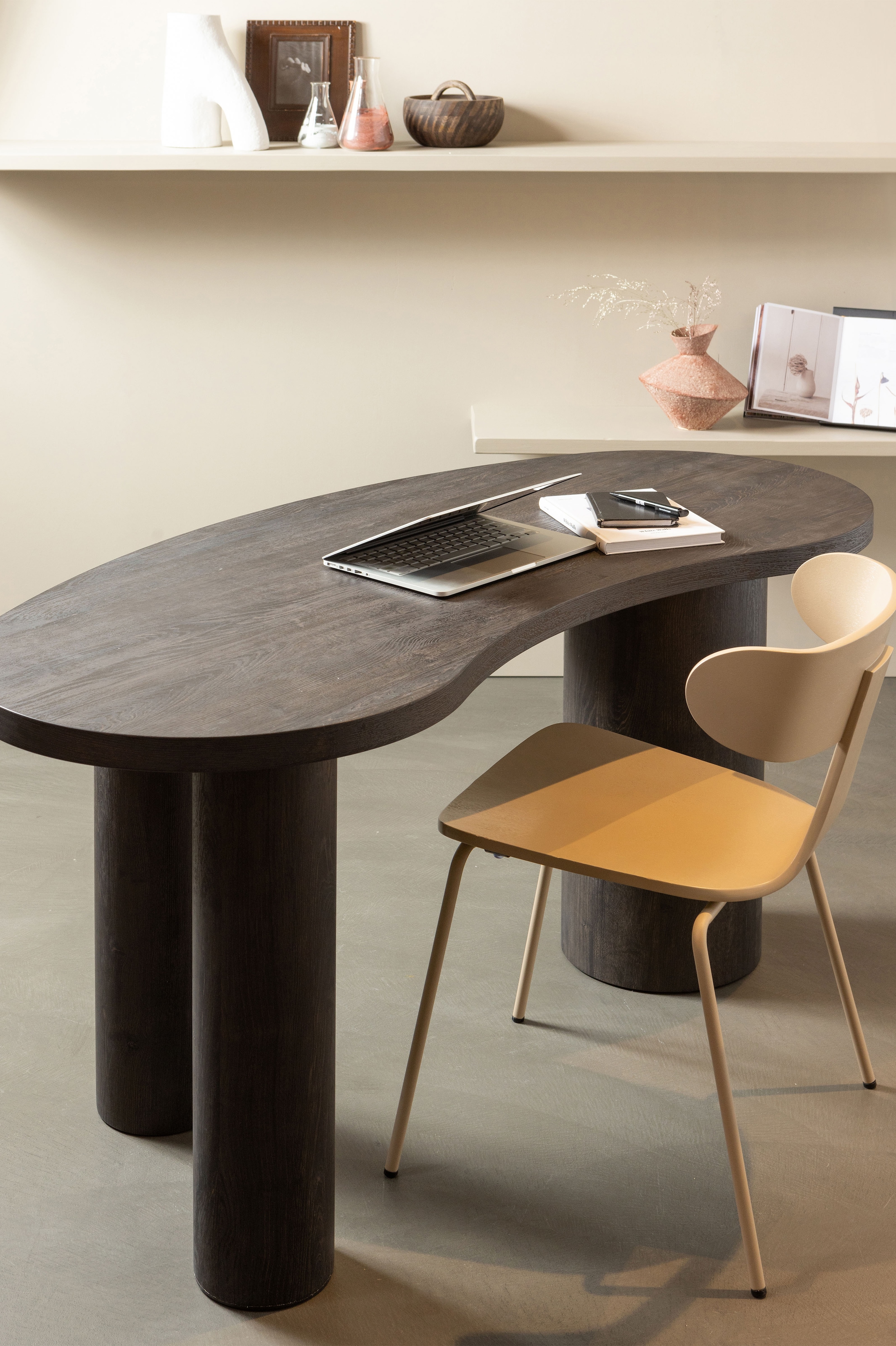 WOOOD Schreibtisch »Maan aus MDF mit 3D-Papierbelag, organische Form 150x70x75 cm« Tragkraft 100 kg, einfach zu montieren, sichtbare Maserung