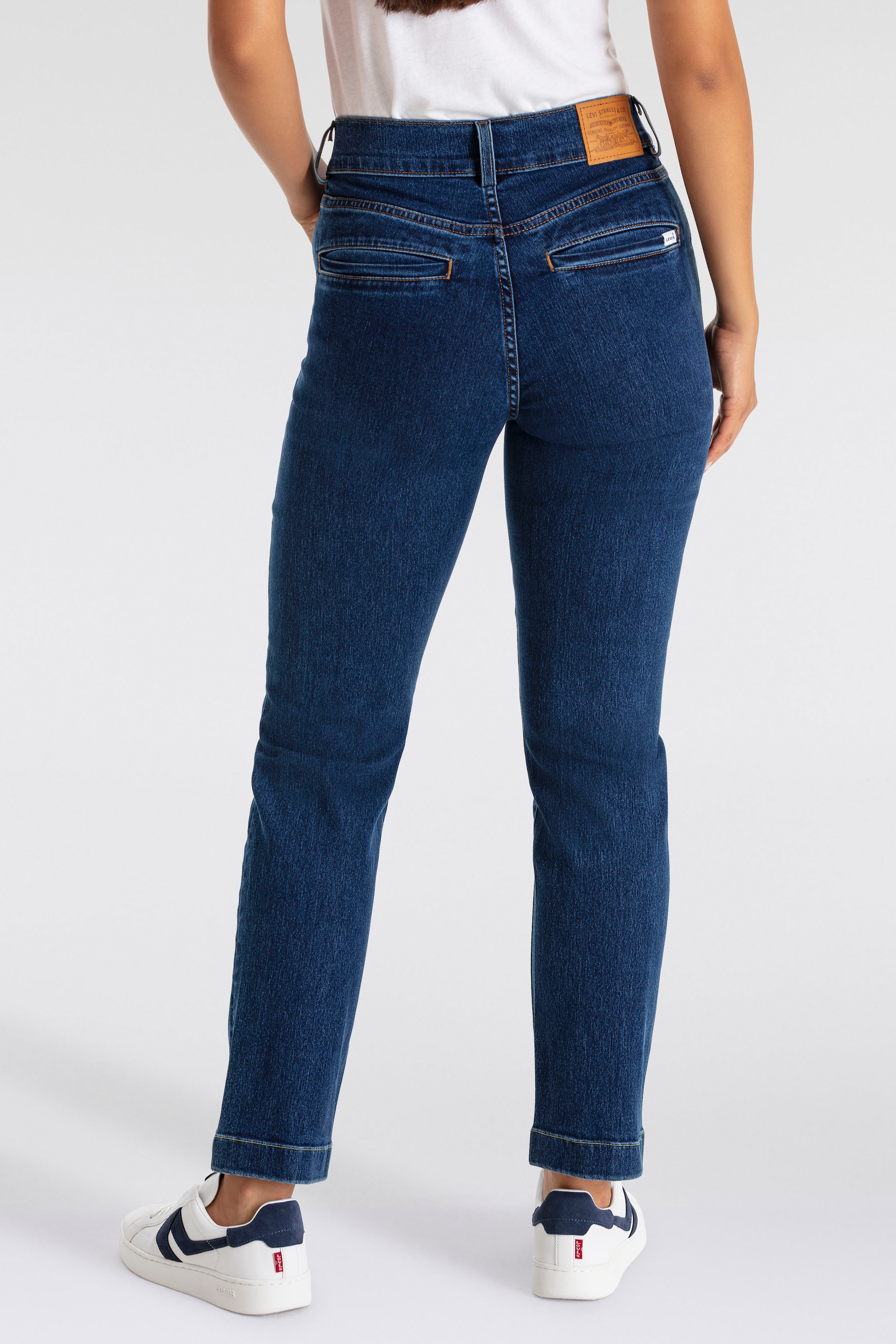 Levi's® Straight-Jeans »TAILORED 724 STRAIGHT«