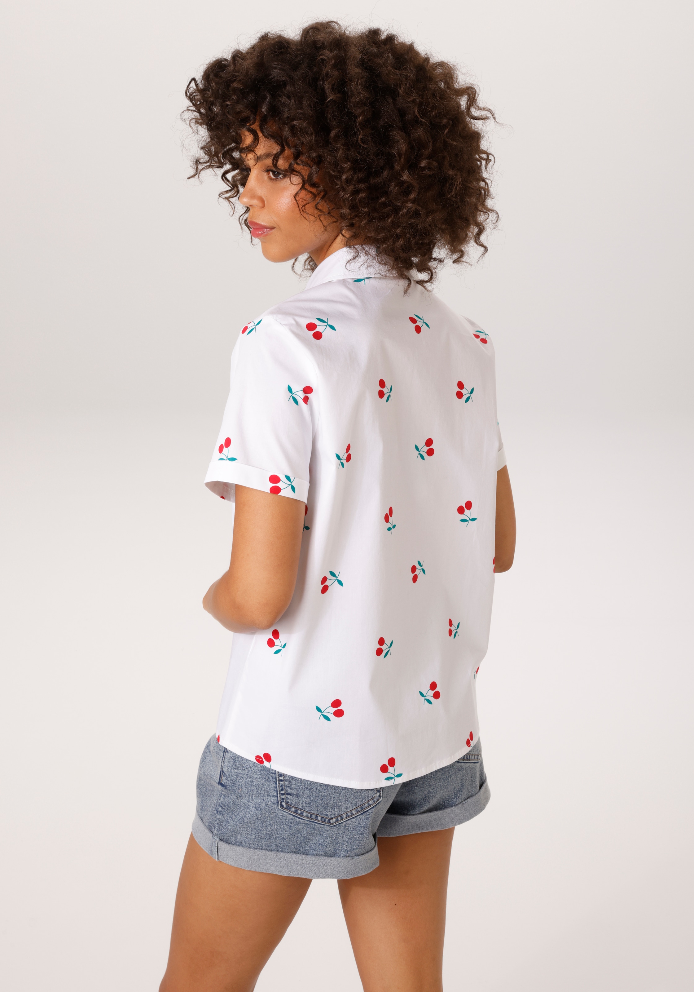 Aniston CASUAL Blouse chemise allover mit grafischen Kirschen bedruckt - NEUE KOLLEKTION