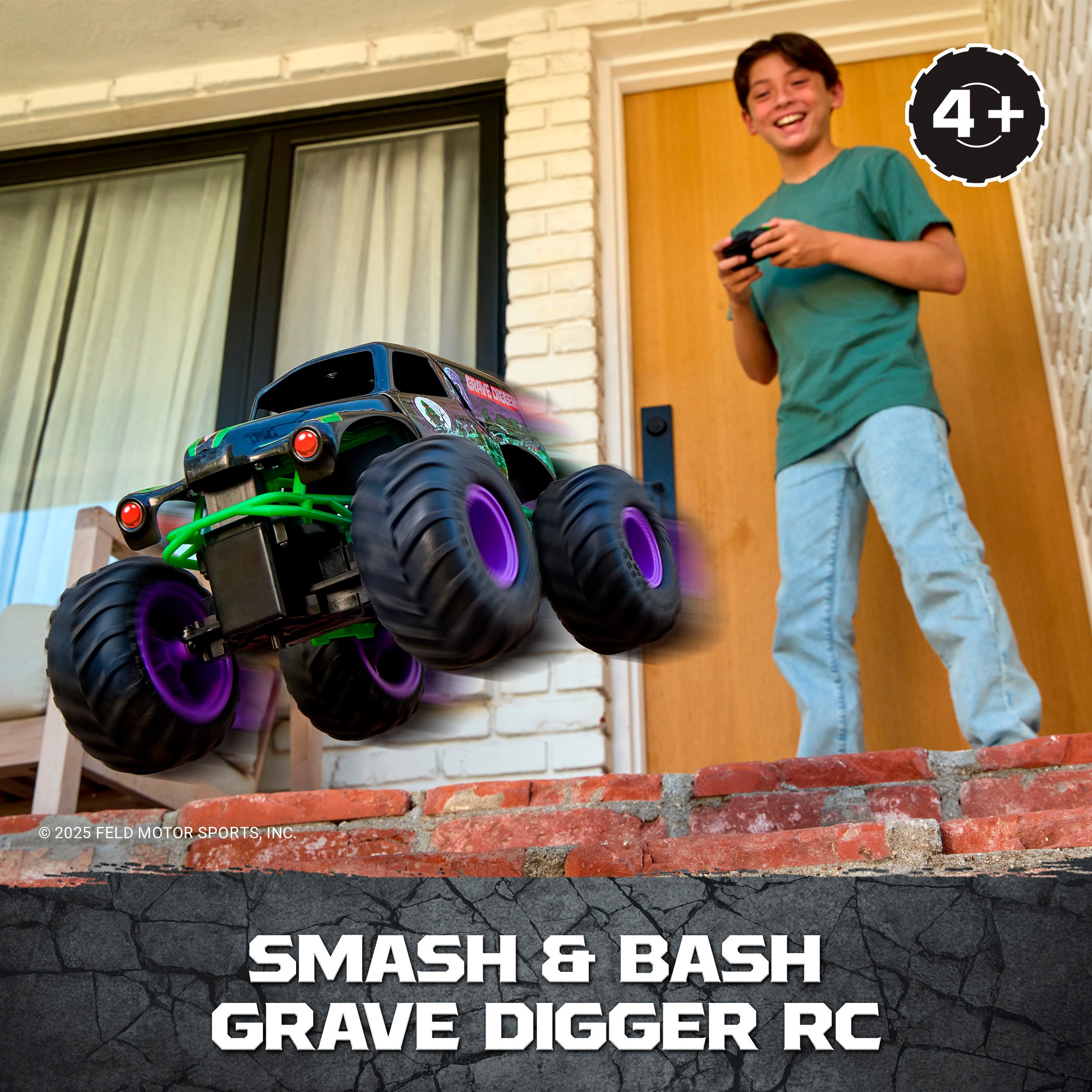 Monster Jam , Official Smash & Bash Grave Digger Remote Control Indoor & Outdoor Vehicle, 1:15 Scale Repairable Monster Truck, Kids Toys for Boy and Girls Ages 4 and up