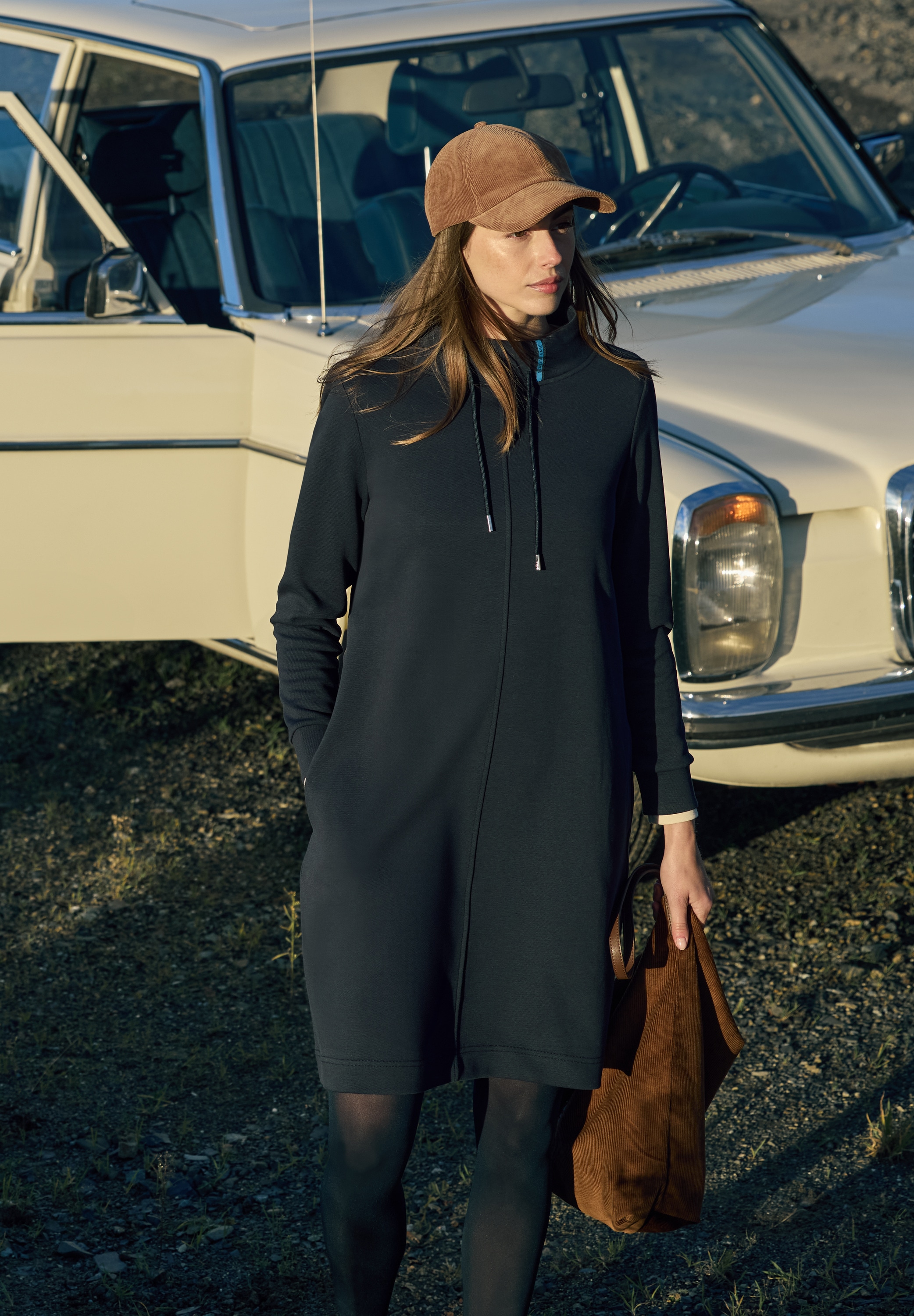 Cecil Robe midi Poches pour les mains mit Funnelneck und Eingrifftaschen