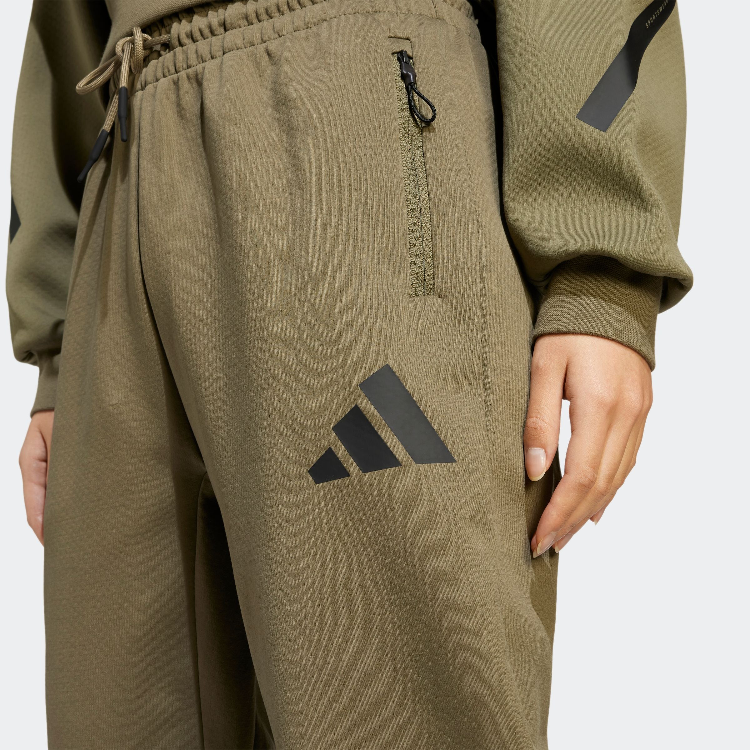 adidas Sportswear Sporthose »W Z.N.E. PT«, (1 tlg.)