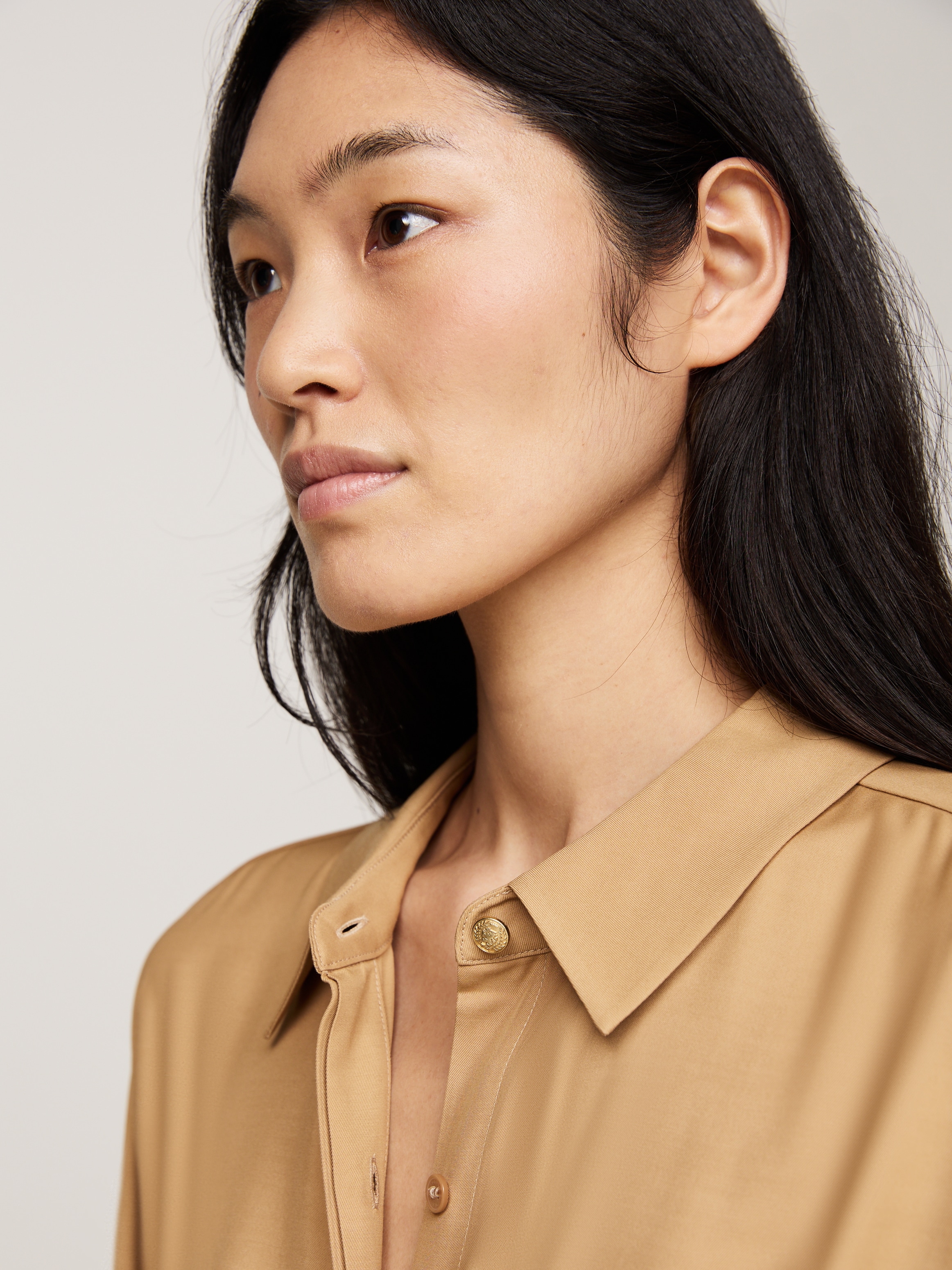Tommy Hilfiger Hemdblusenkleid »FLUID VISCOSE SHIRT DRESS«, fliessende Viskose Qualität