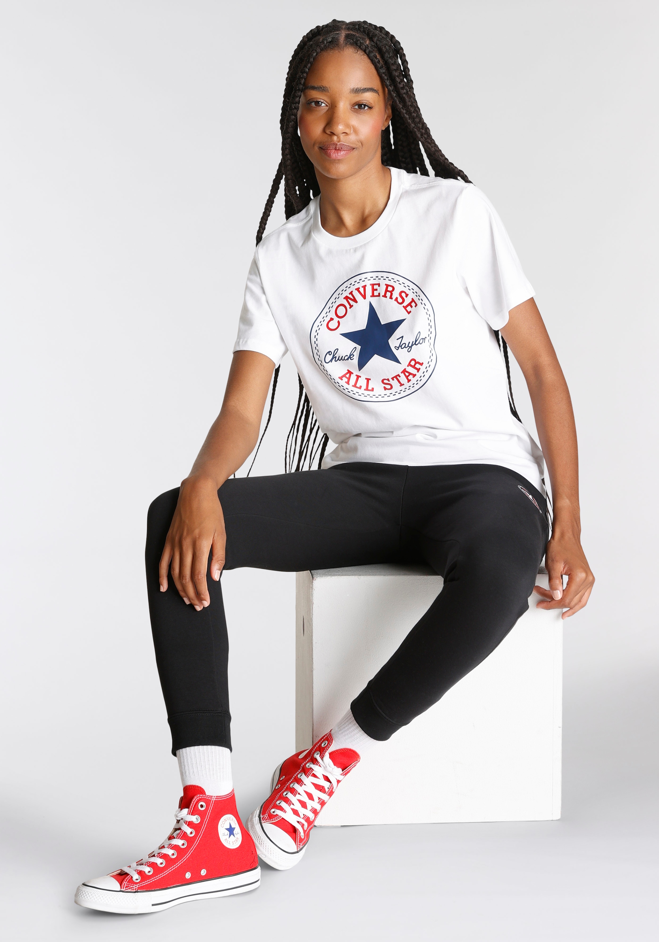 ♕ Converse T-Shirt »CONVERSE GO-TO TAYLOR Unisex TEE«, CLASSIC versandkostenfrei PATCH CHUCK kaufen