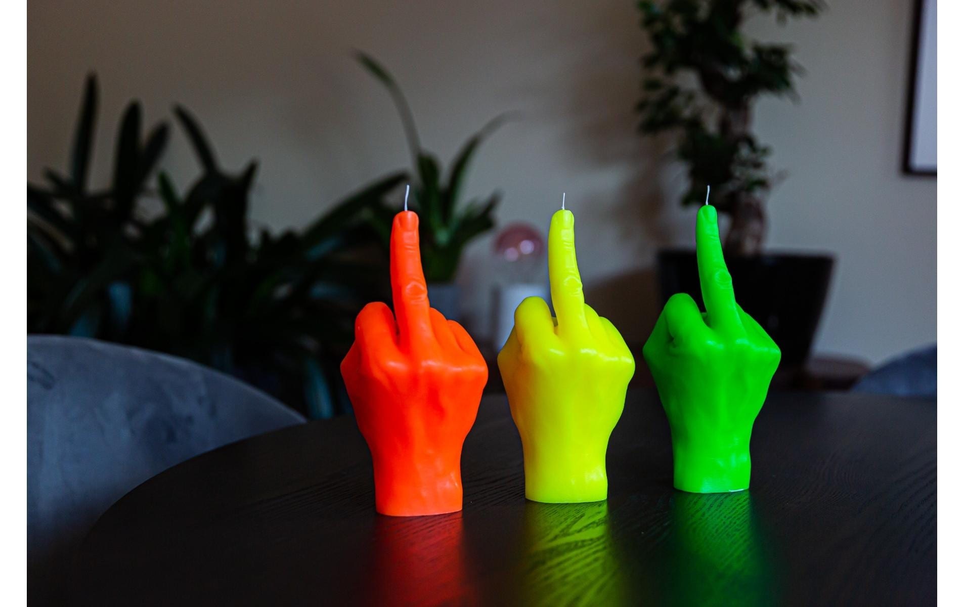 Formkerze »Mandatus Candle Hand F*ck you«